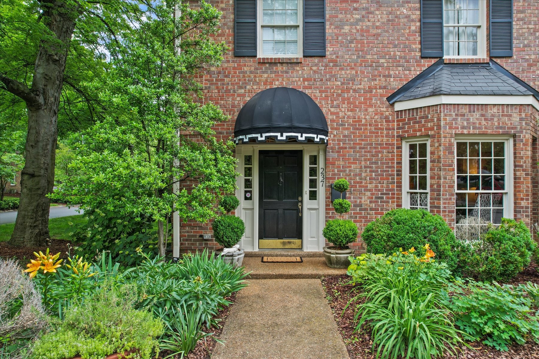 4400 Belmont Park Terrace Unit: 237