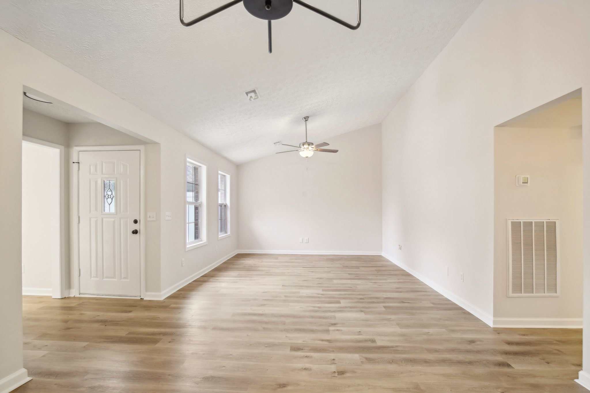 800 Browns Ln Unit: I3
