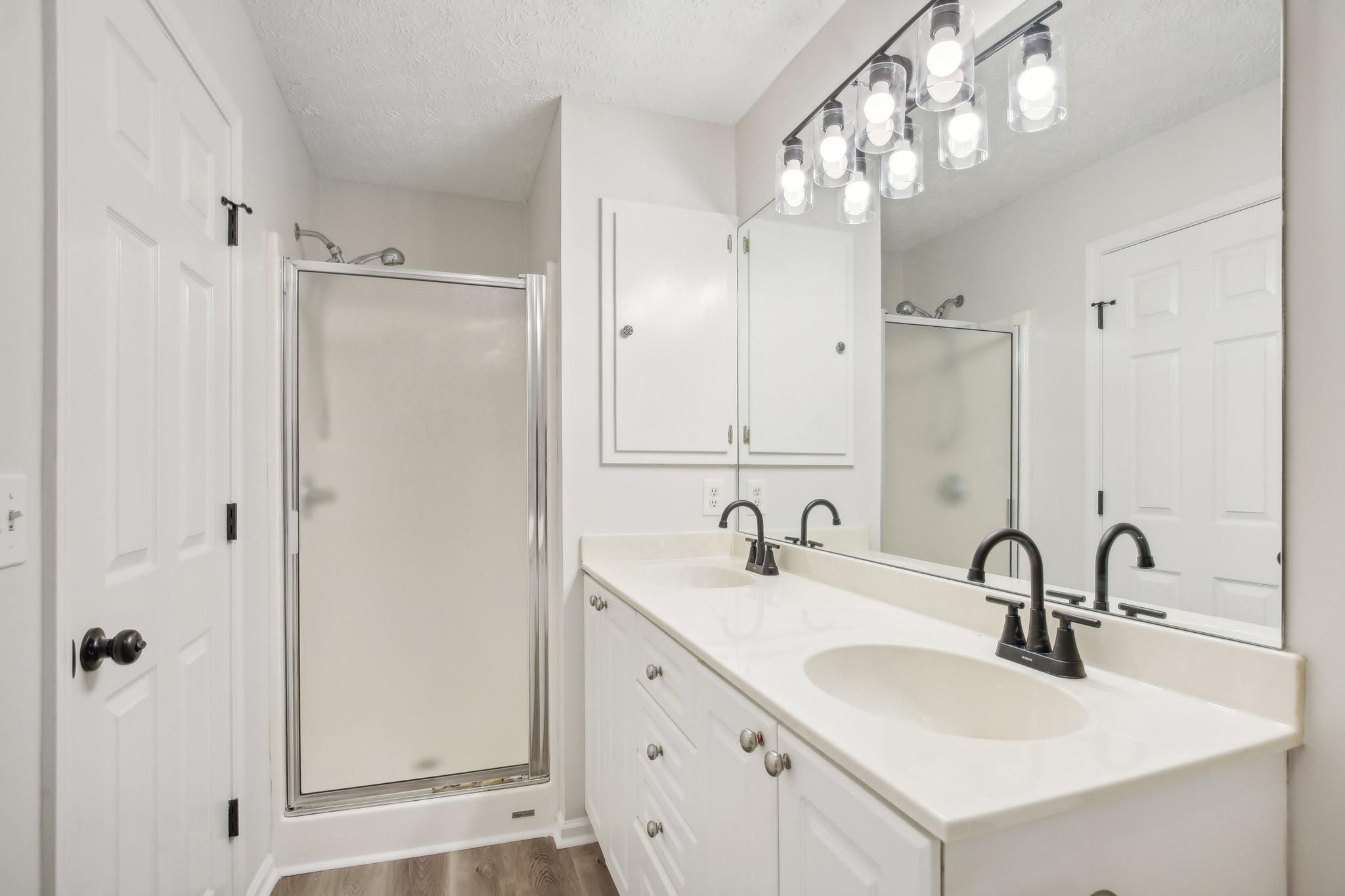 800 Browns Ln Unit: I3