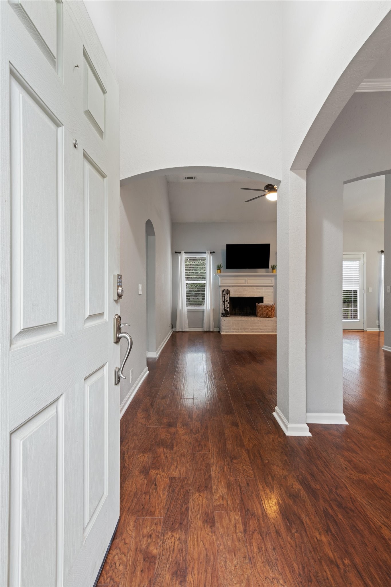 225 Foster Dr