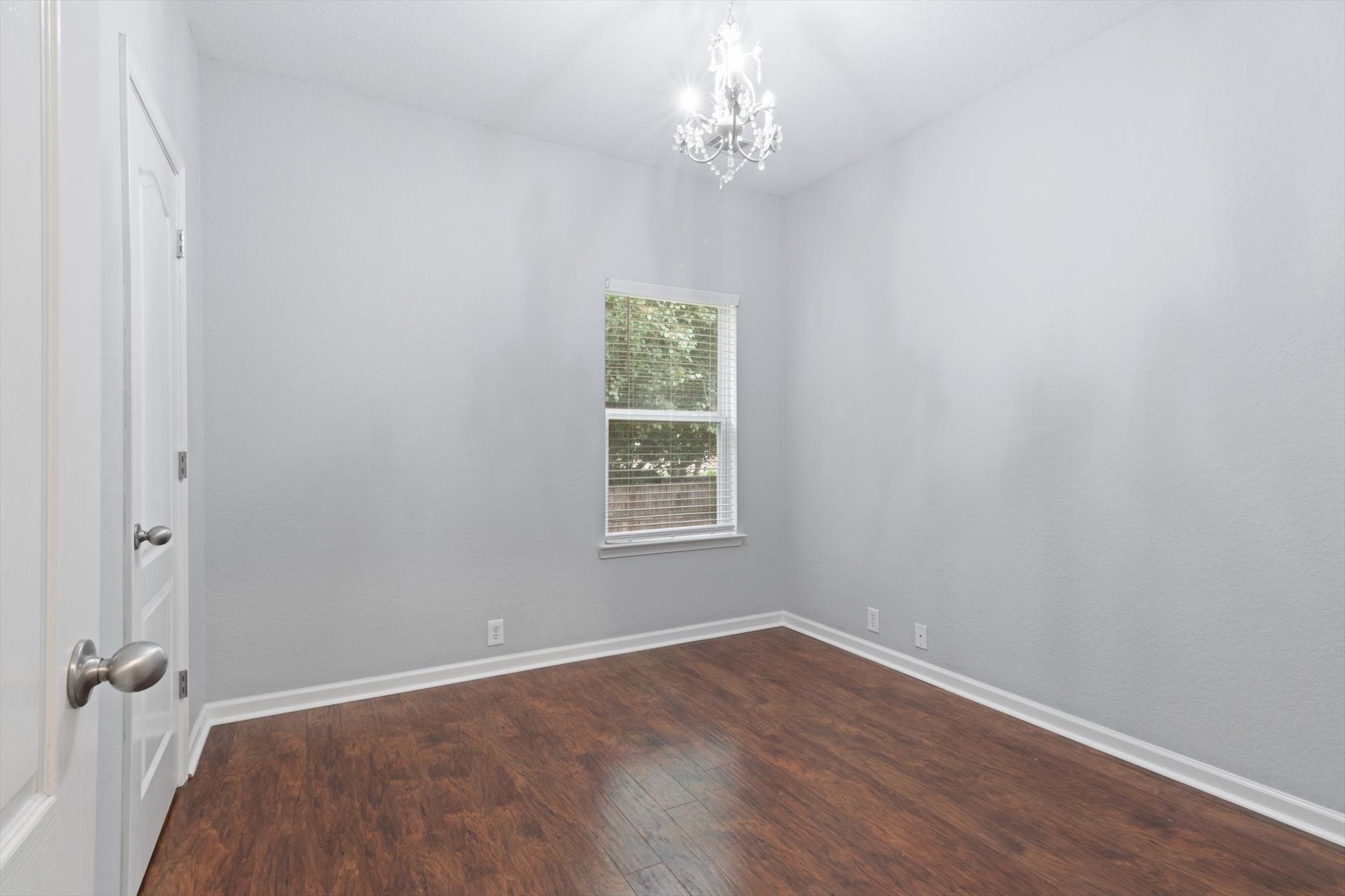 225 Foster Dr