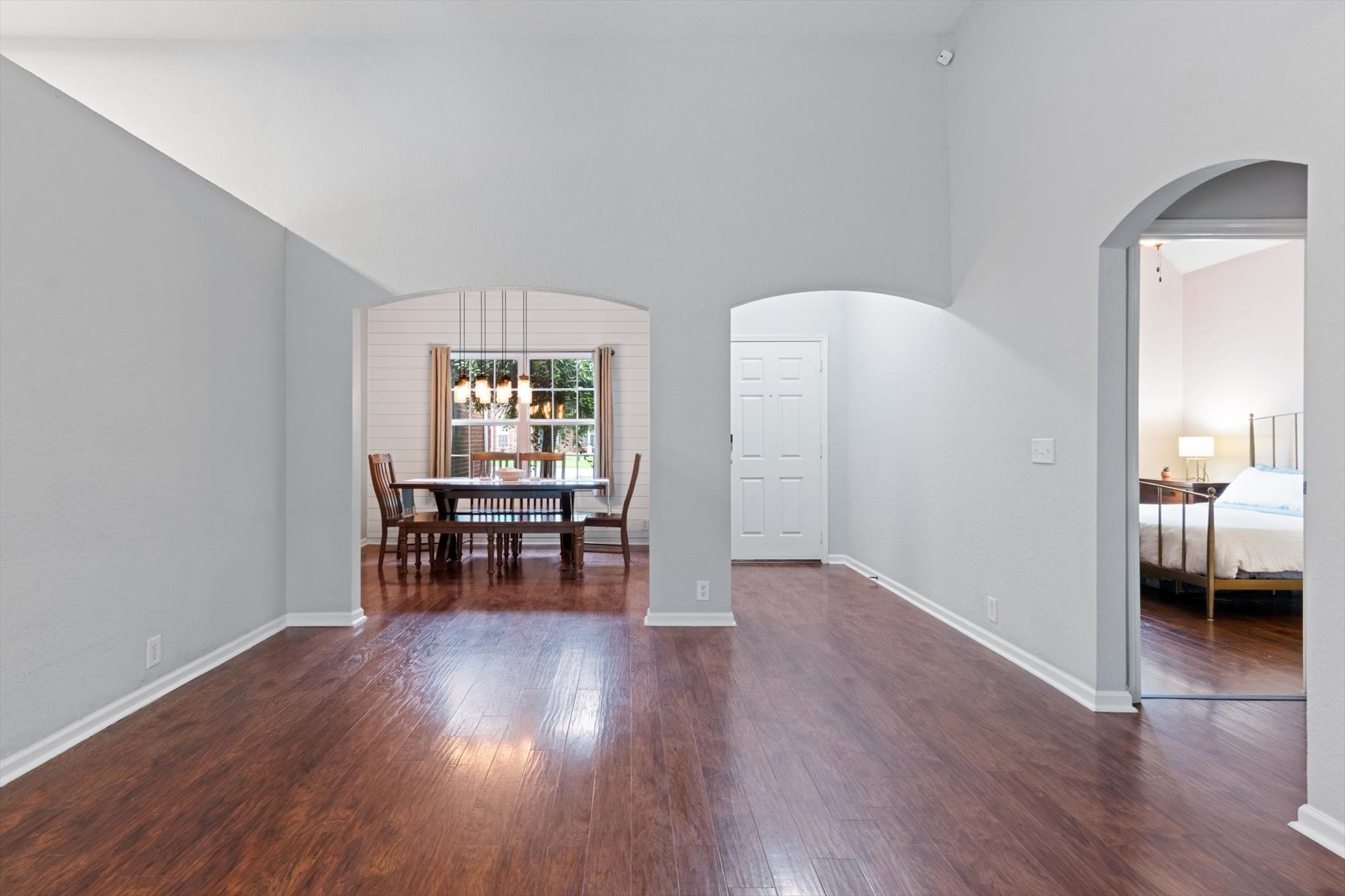 225 Foster Dr