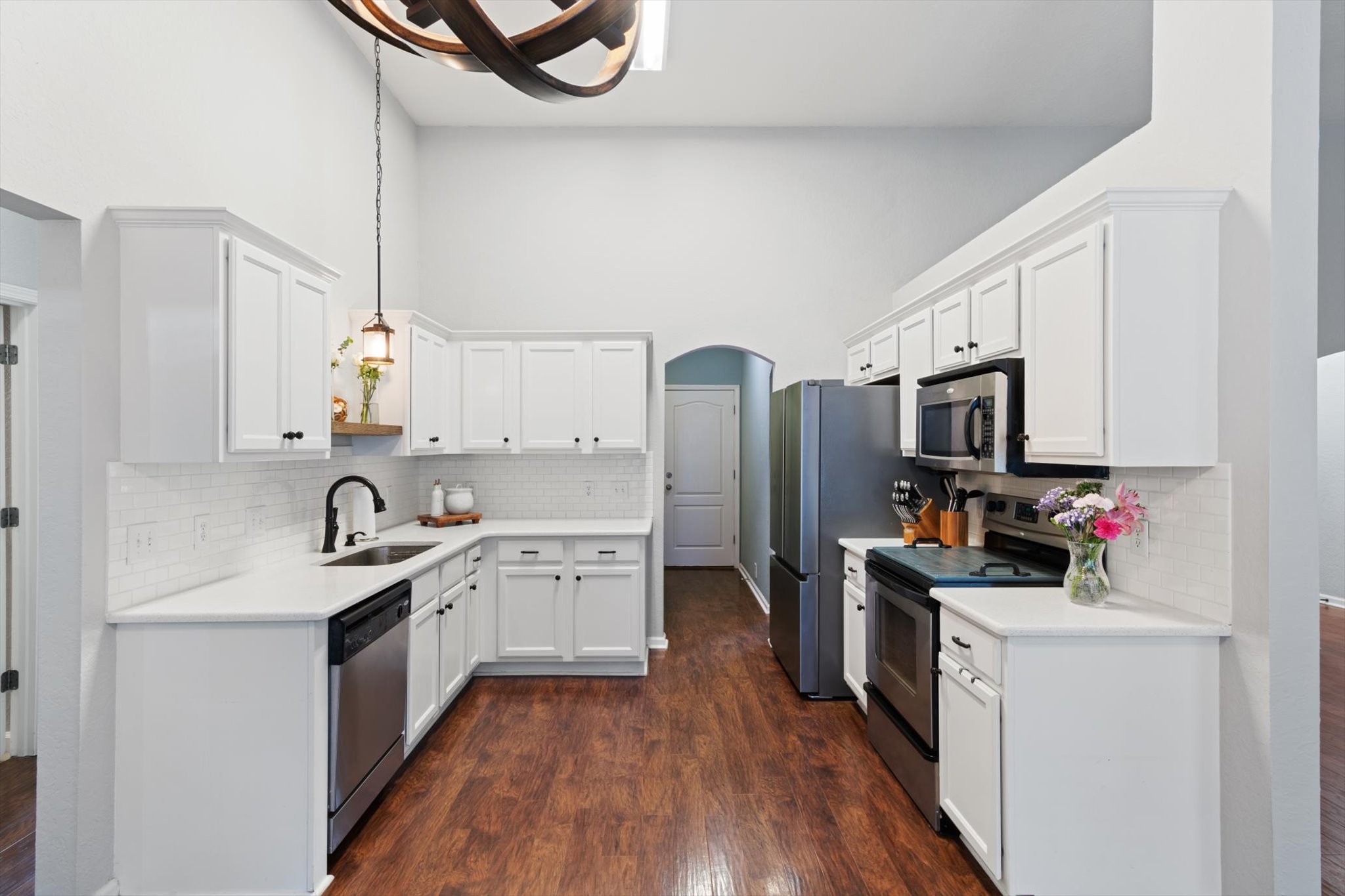 225 Foster Dr