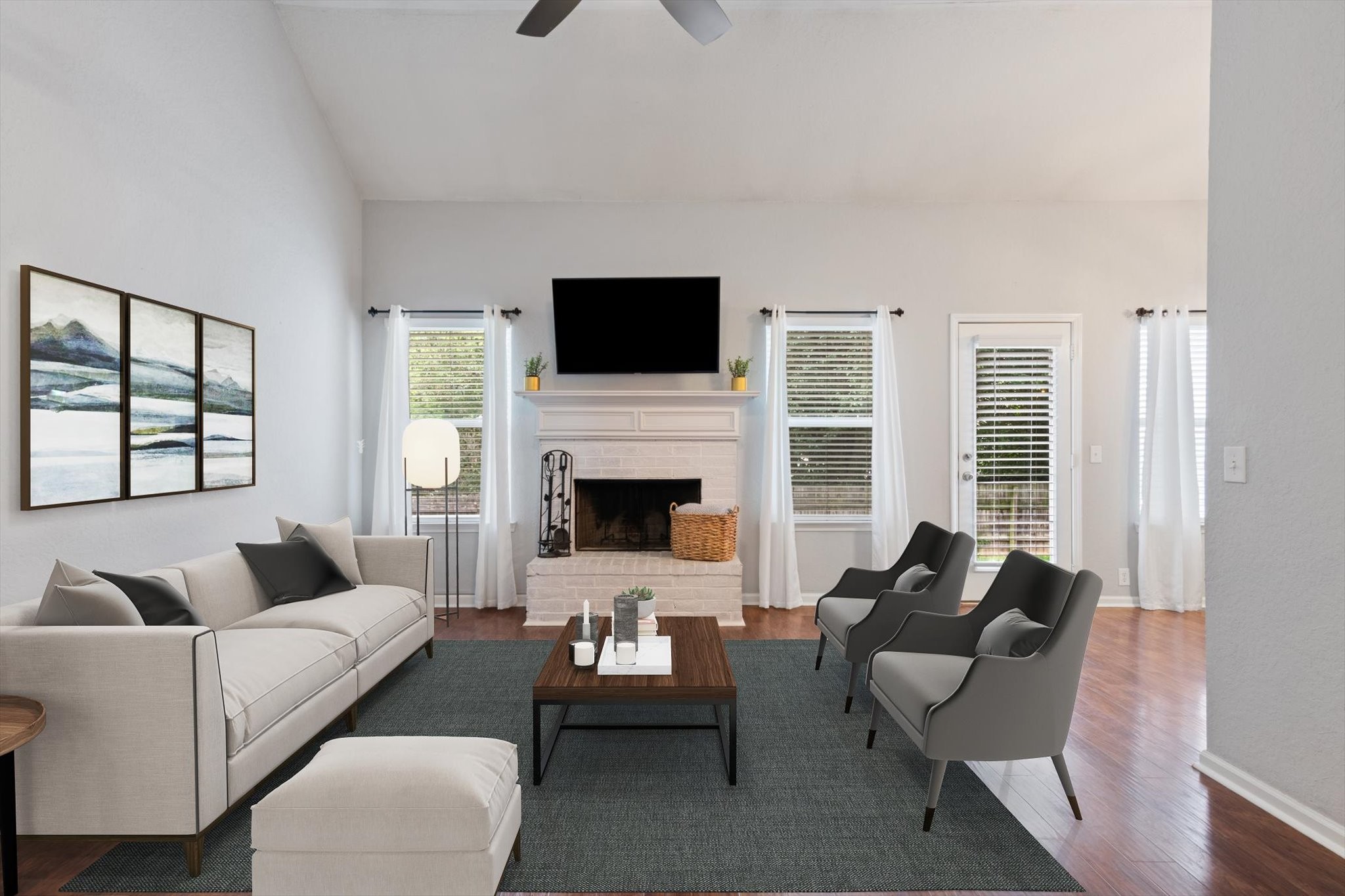 225 Foster Dr