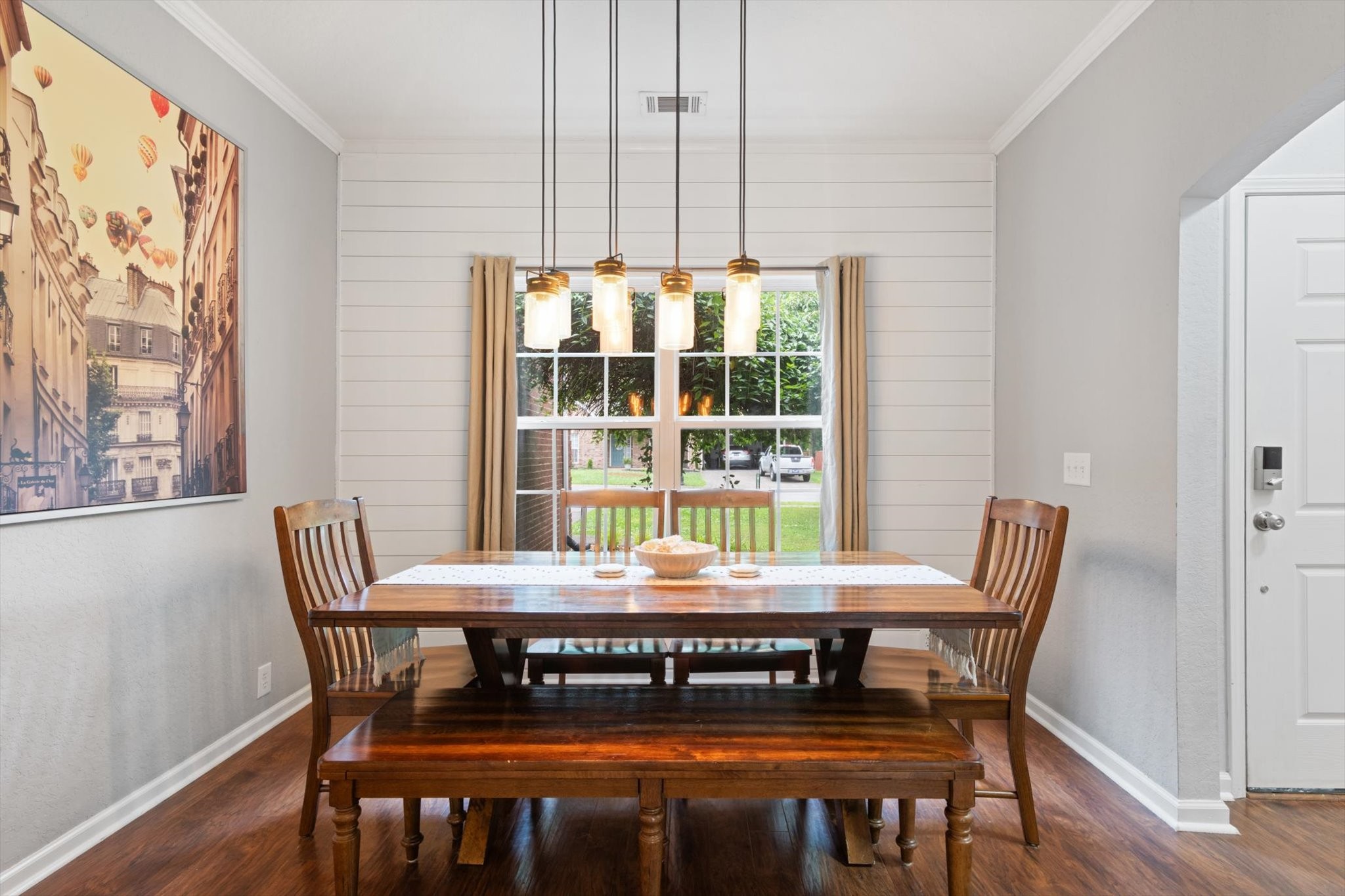 225 Foster Dr