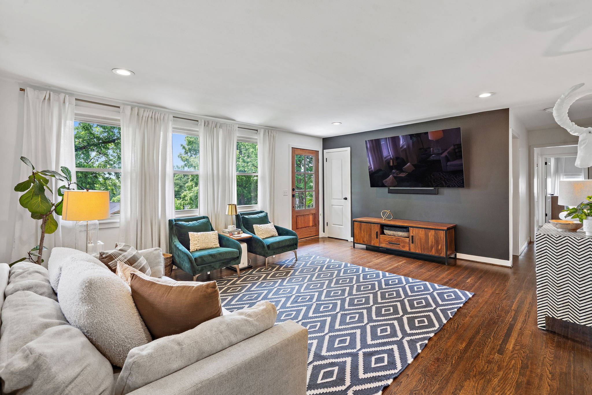 2808 Hody Drive