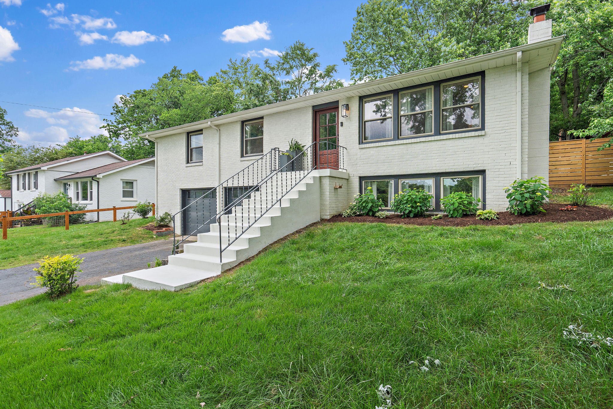 2808 Hody Drive