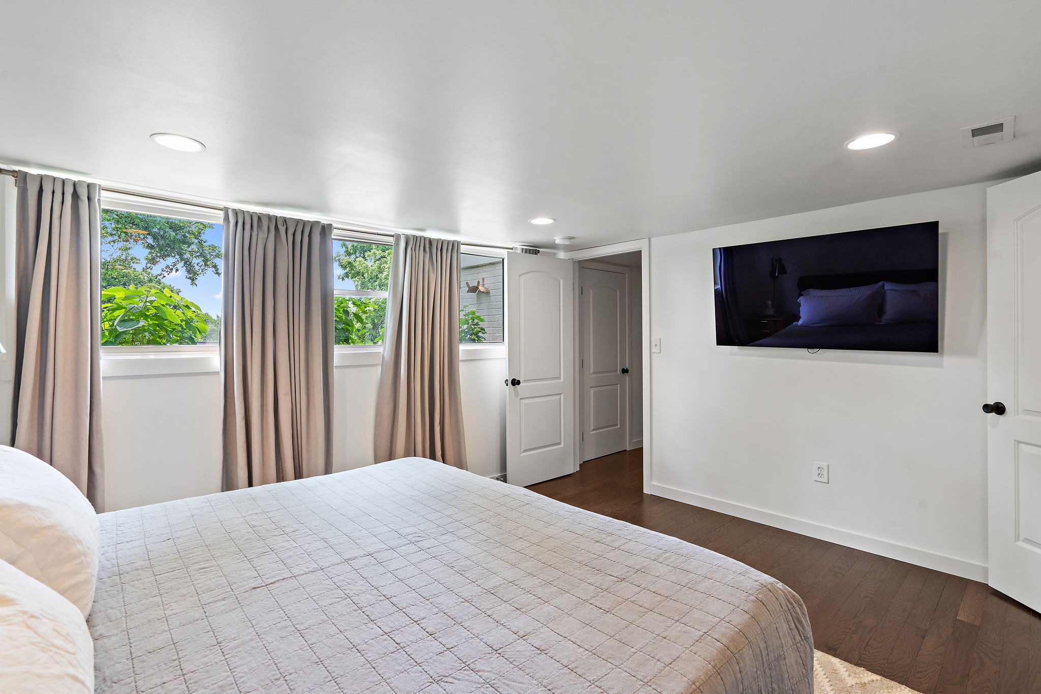 2808 Hody Drive