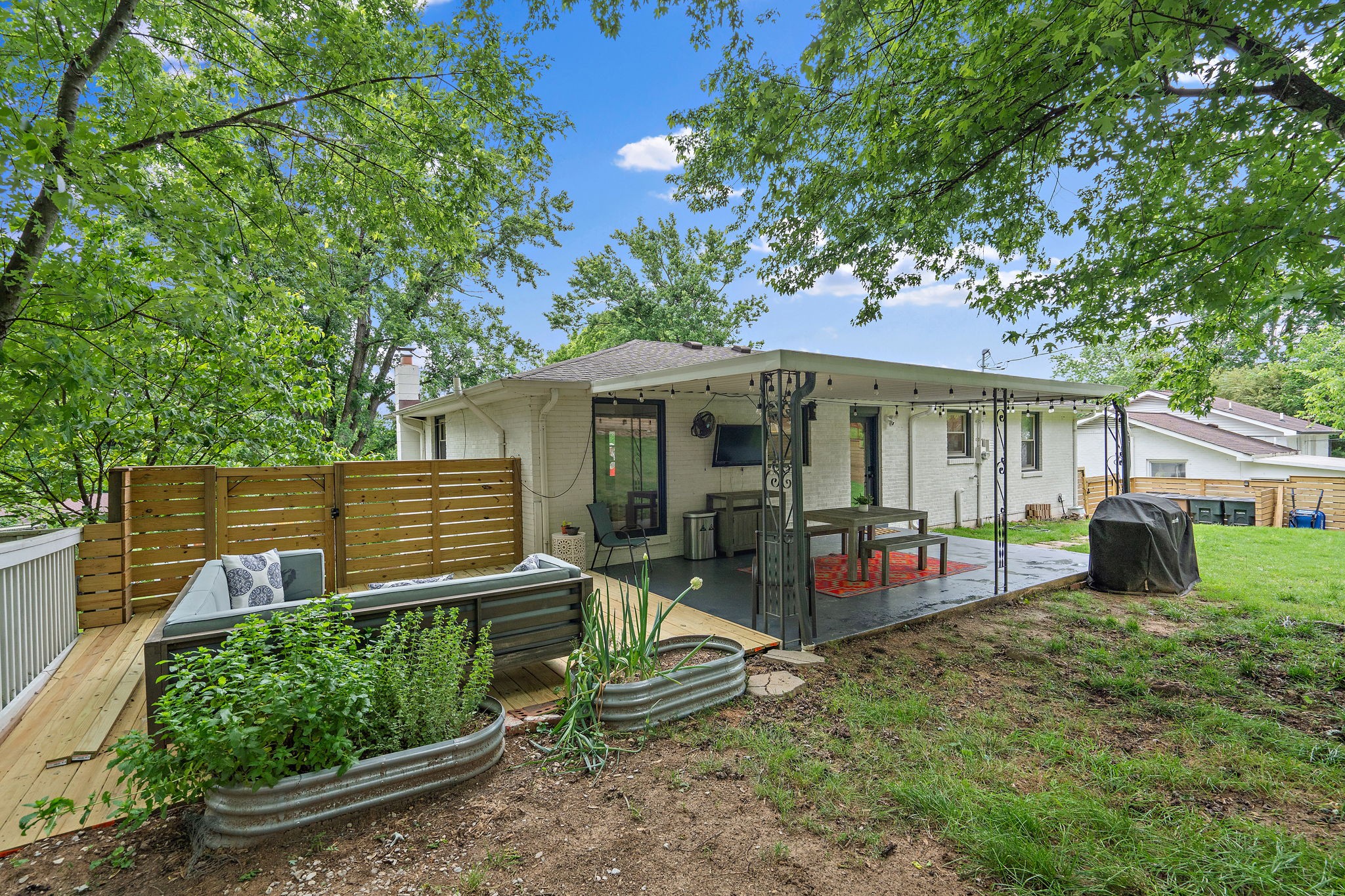 2808 Hody Drive