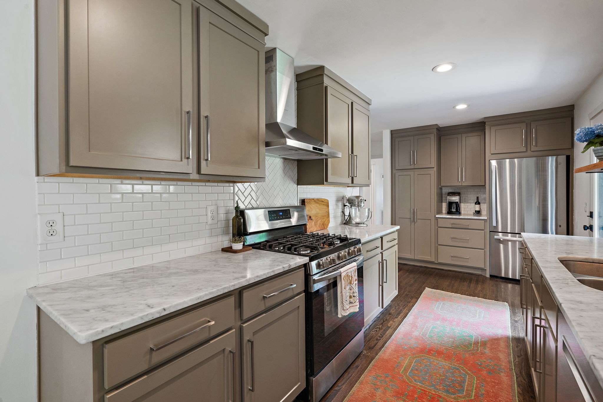 2808 Hody Drive