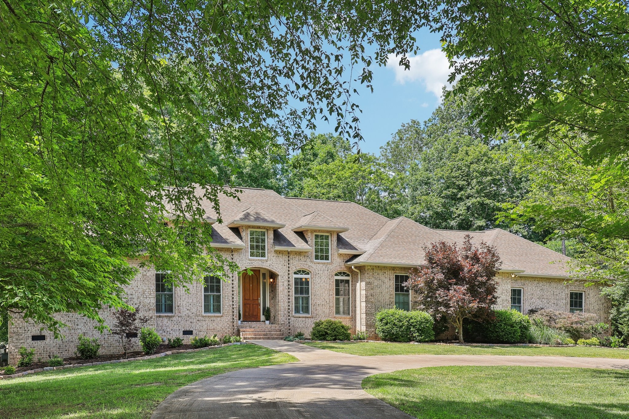2562 Spears Way