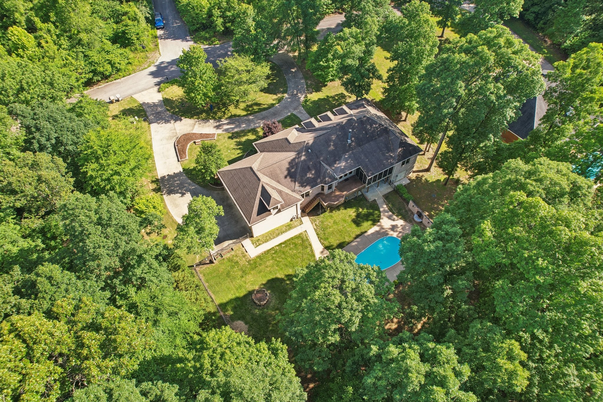 2562 Spears Way