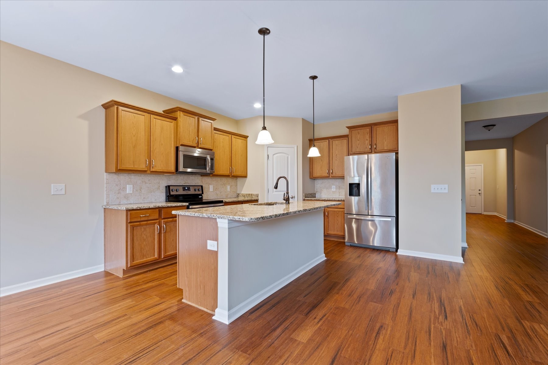2142 Kirkwood Dr