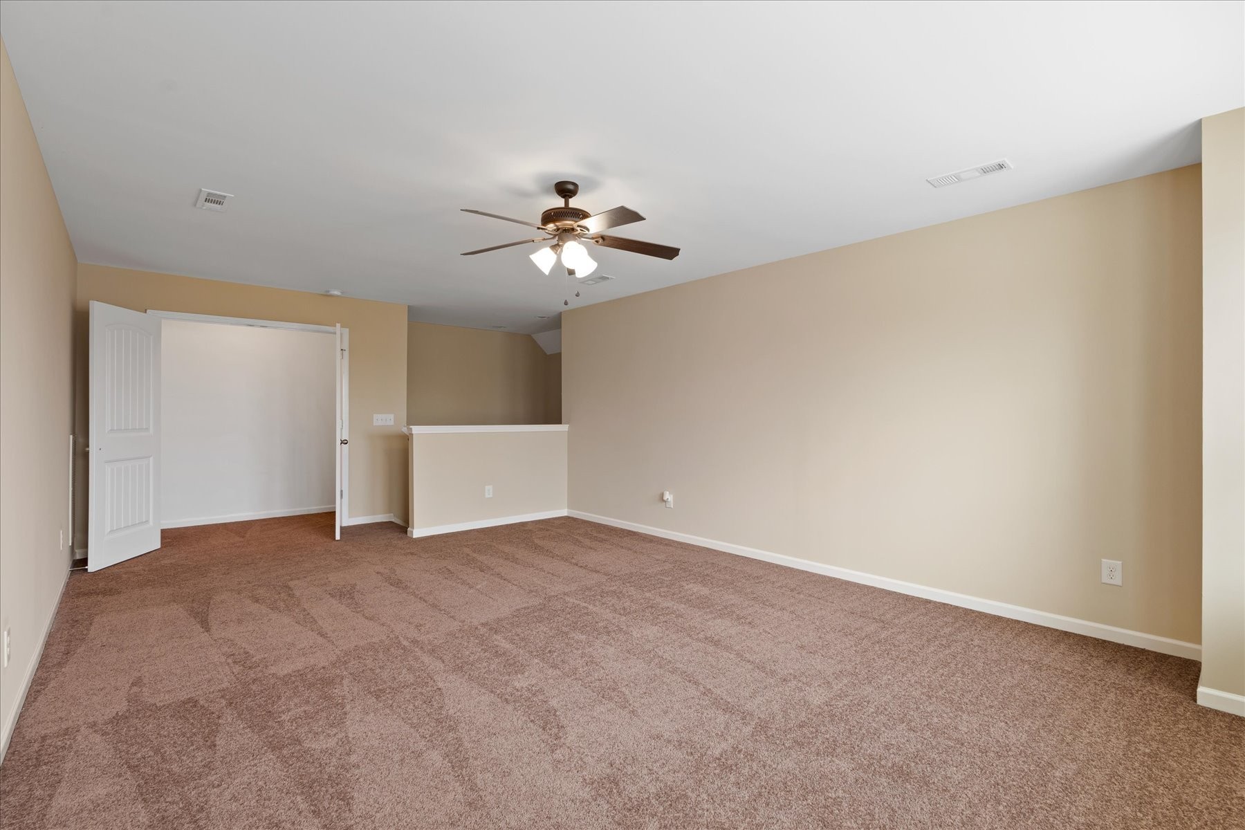2142 Kirkwood Dr