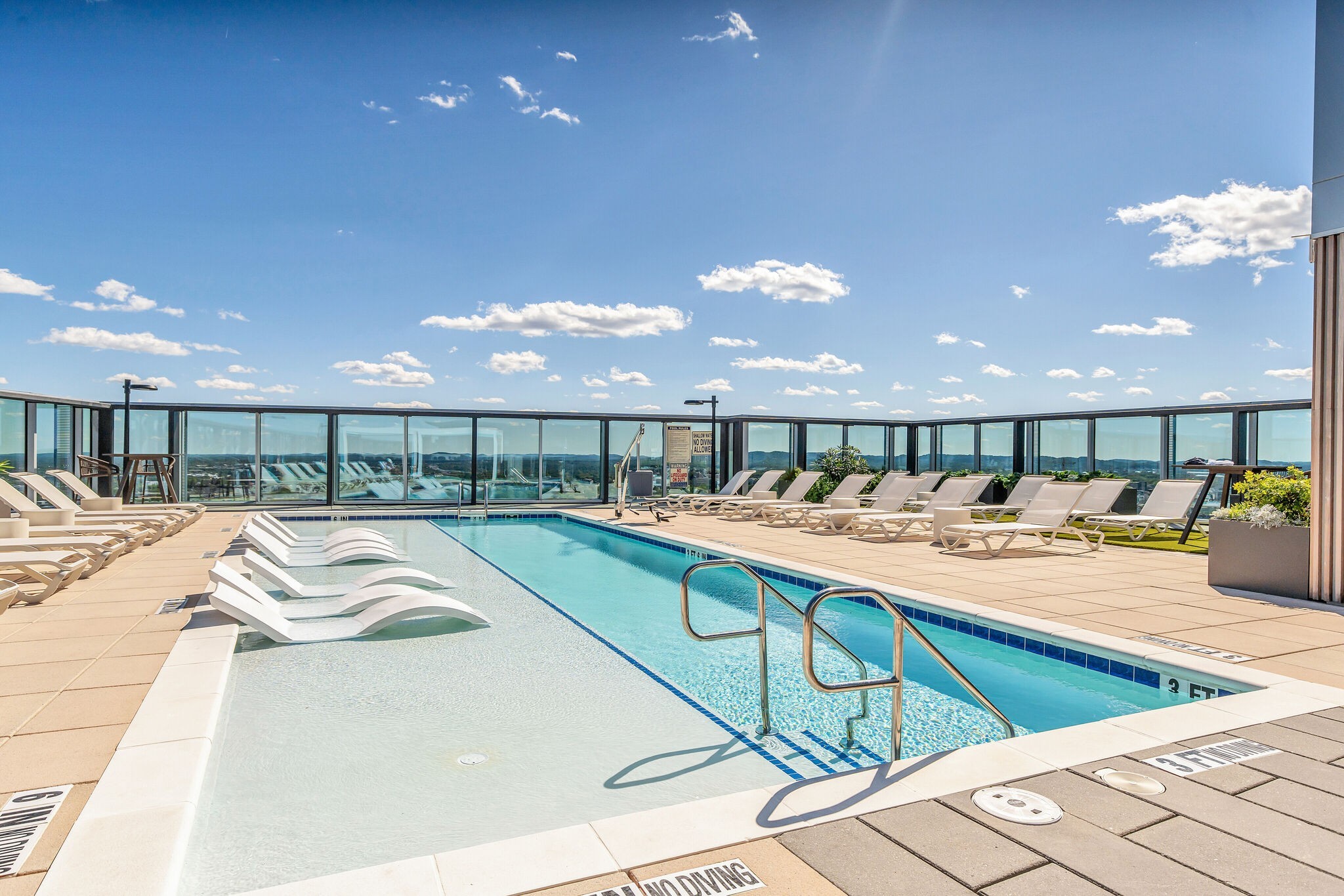 1616 West End Ave Unit: 2303