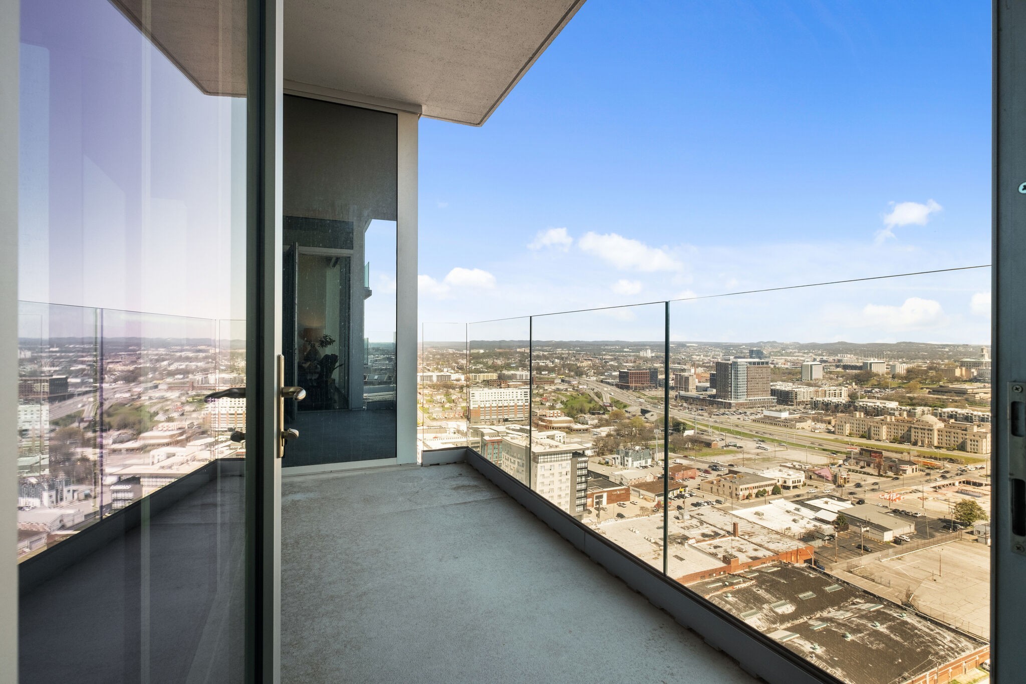 1616 West End Ave Unit: 2303