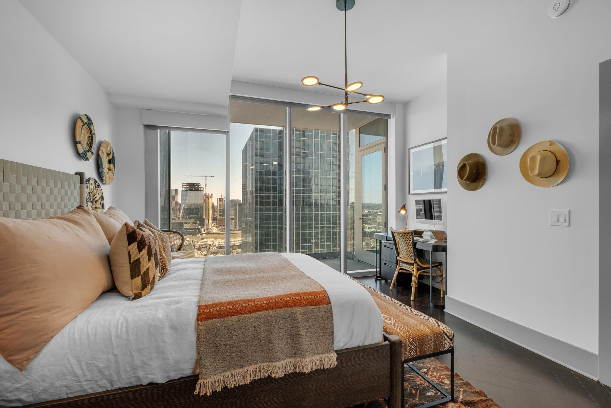 1616 West End Ave Unit: 2303