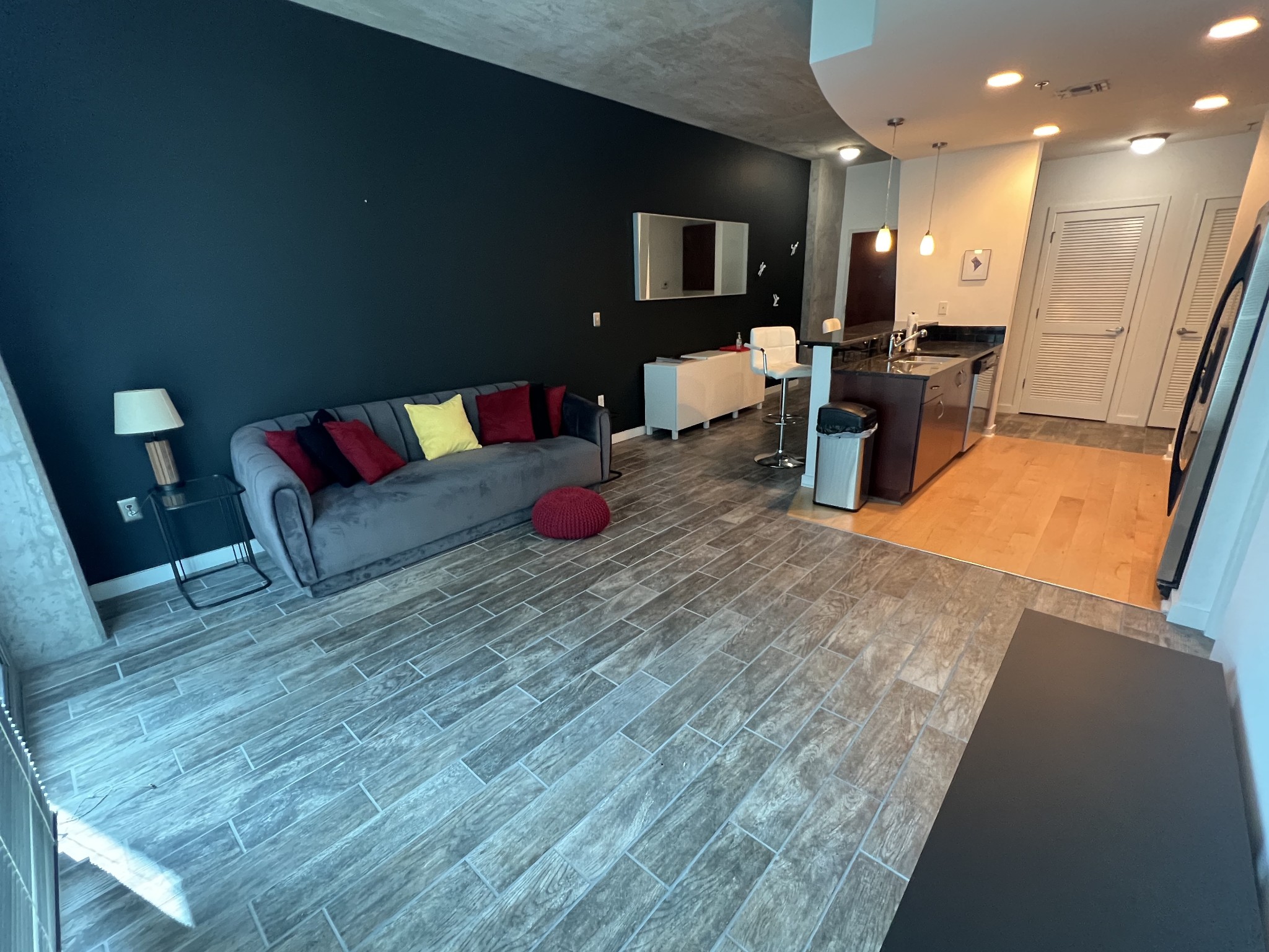 301 Demonbreun St Unit: 310