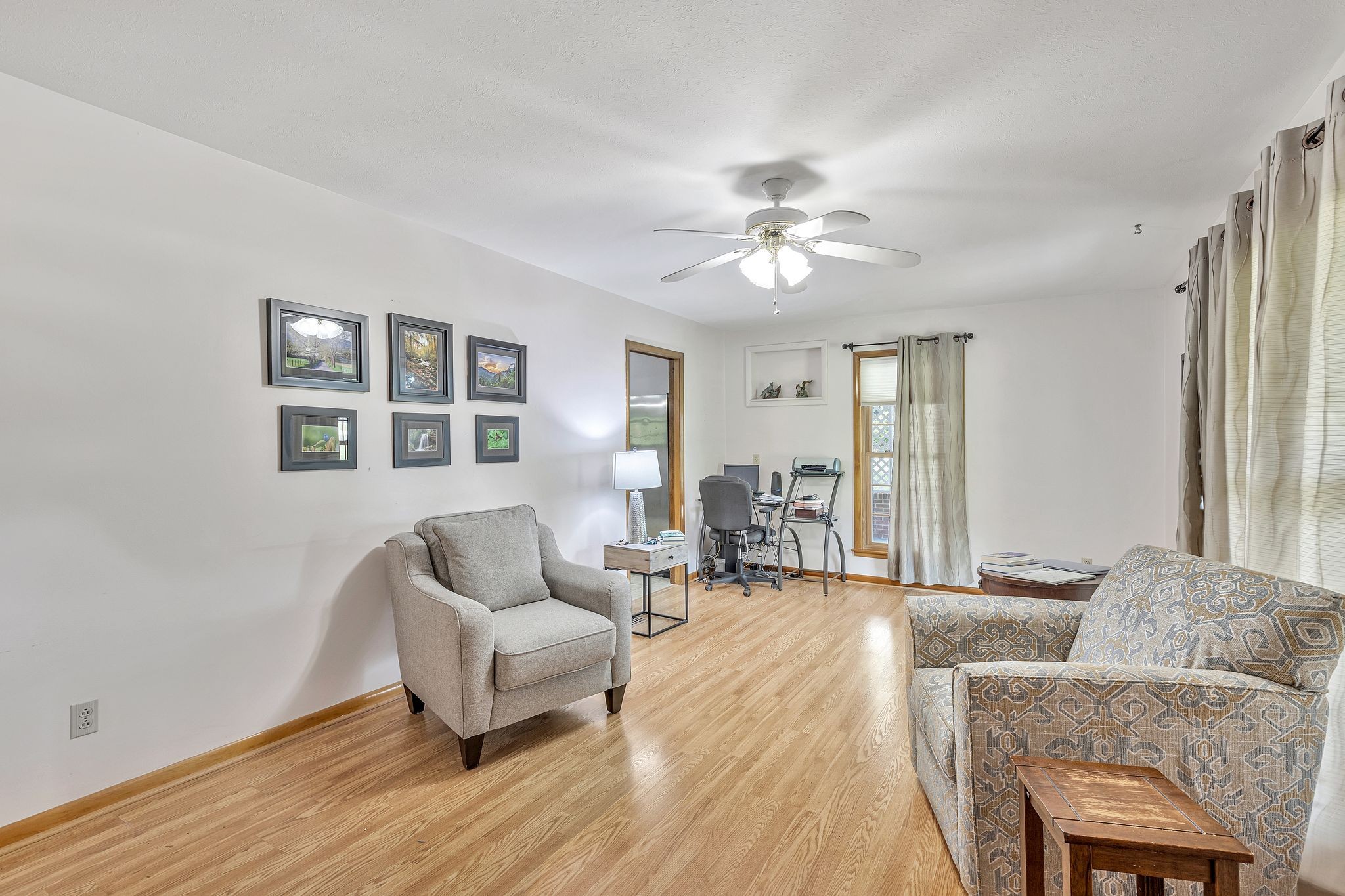 1493 Highway 100