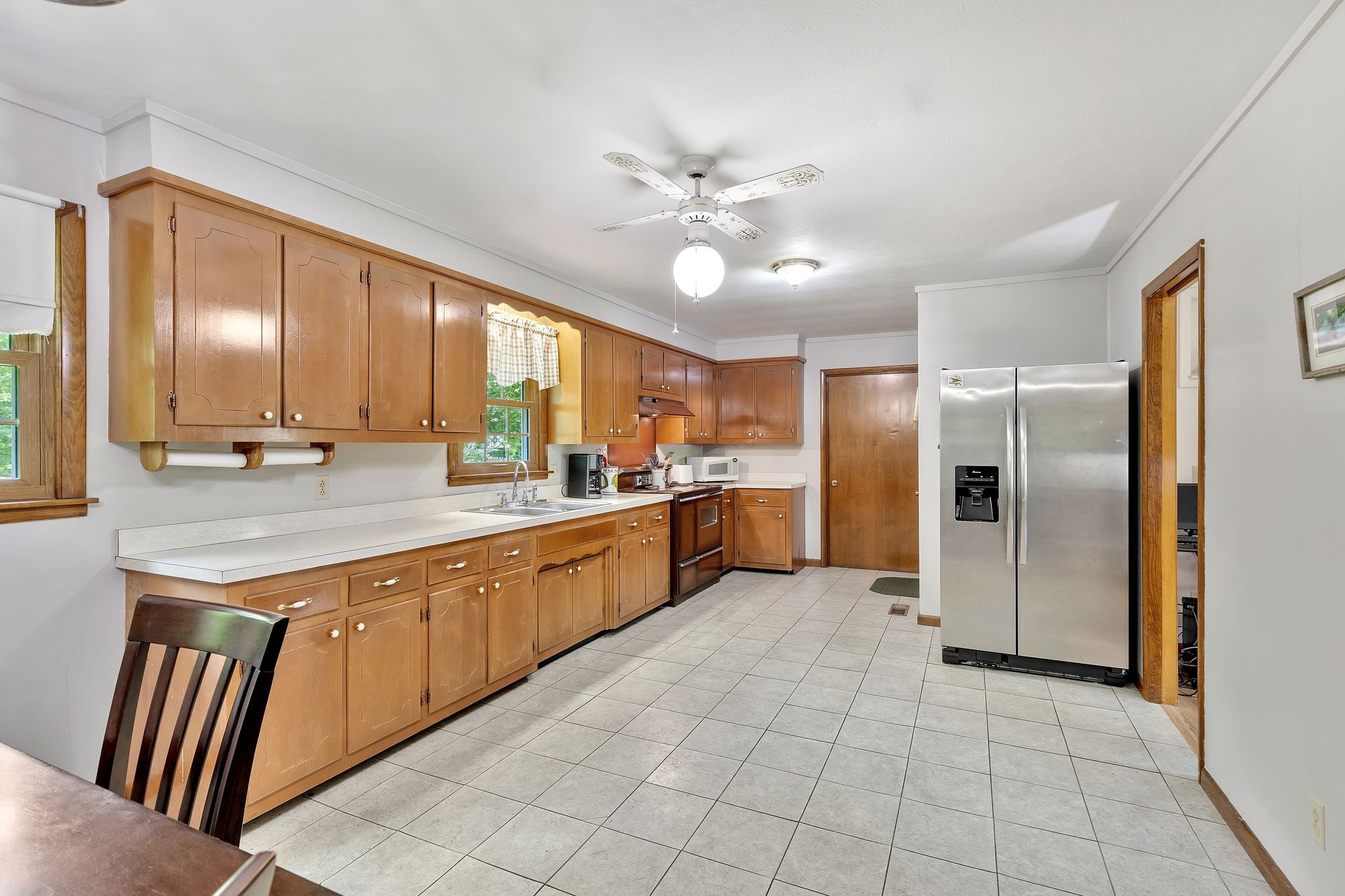 1493 Highway 100