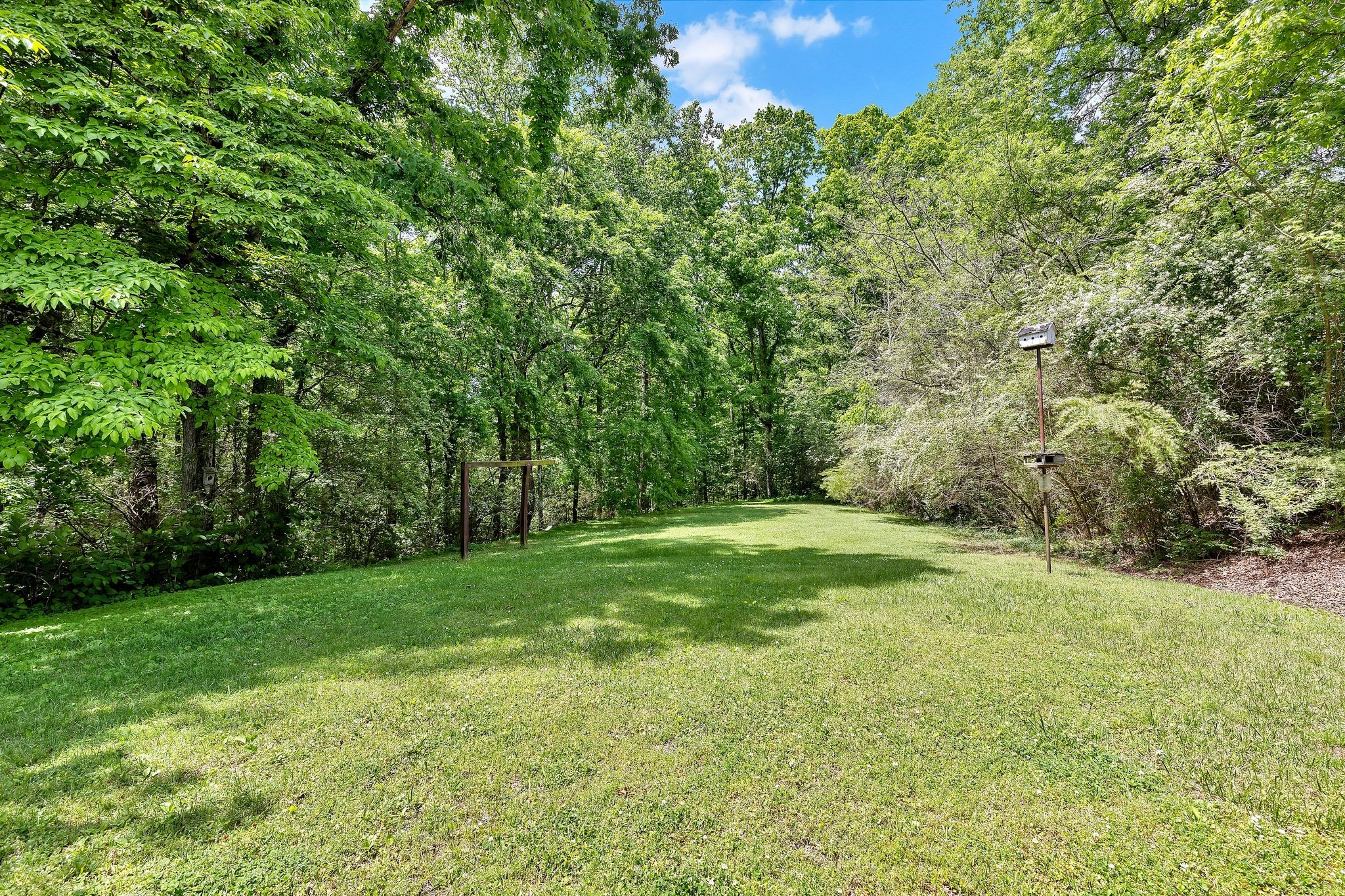 1493 Highway 100