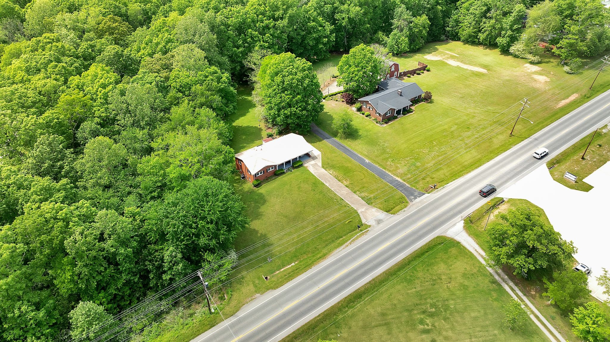1493 Highway 100