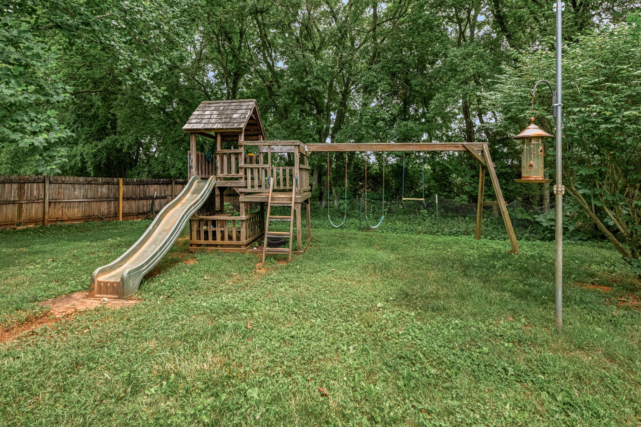 102 Loxley Lane