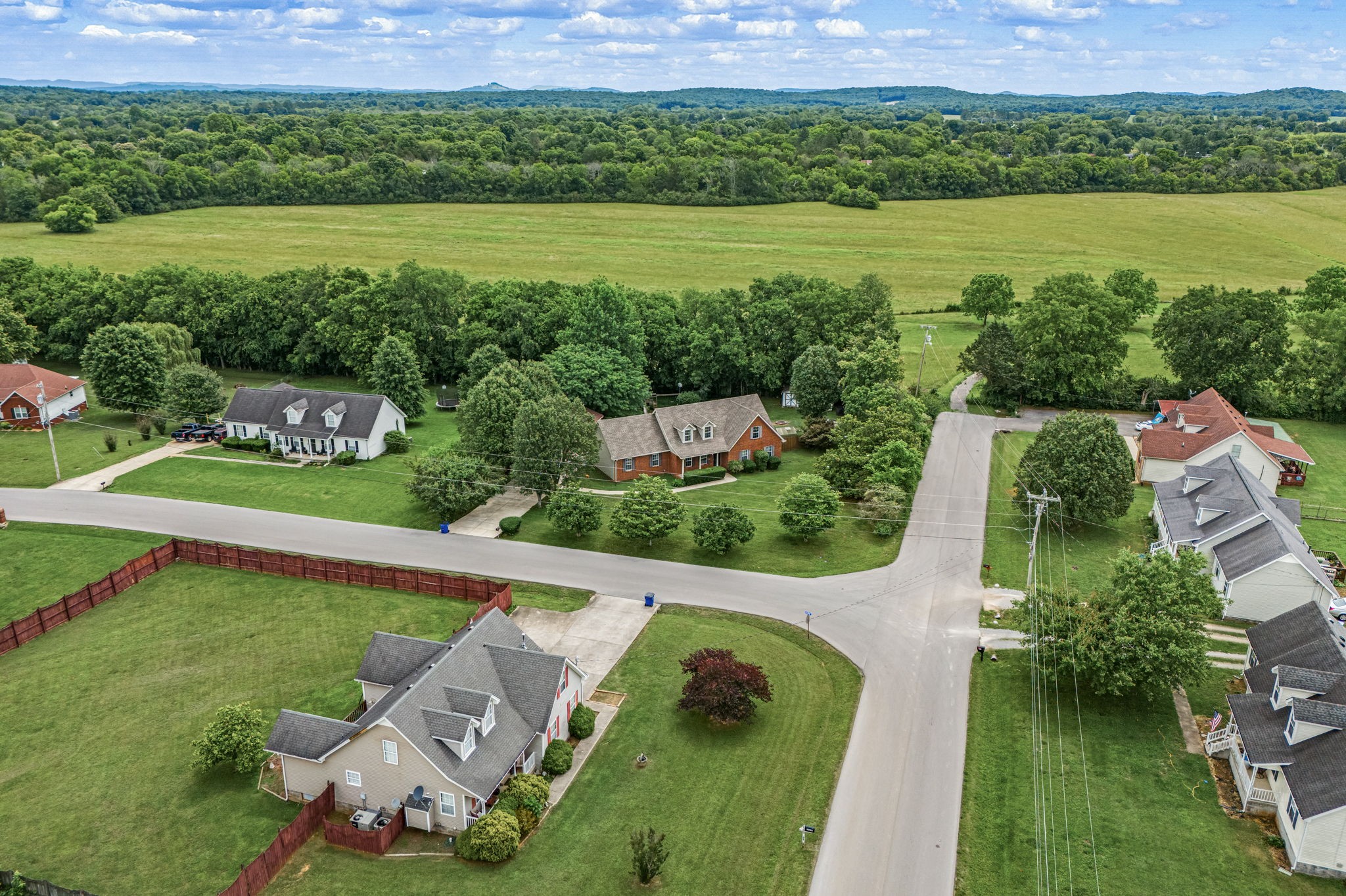 102 Loxley Lane