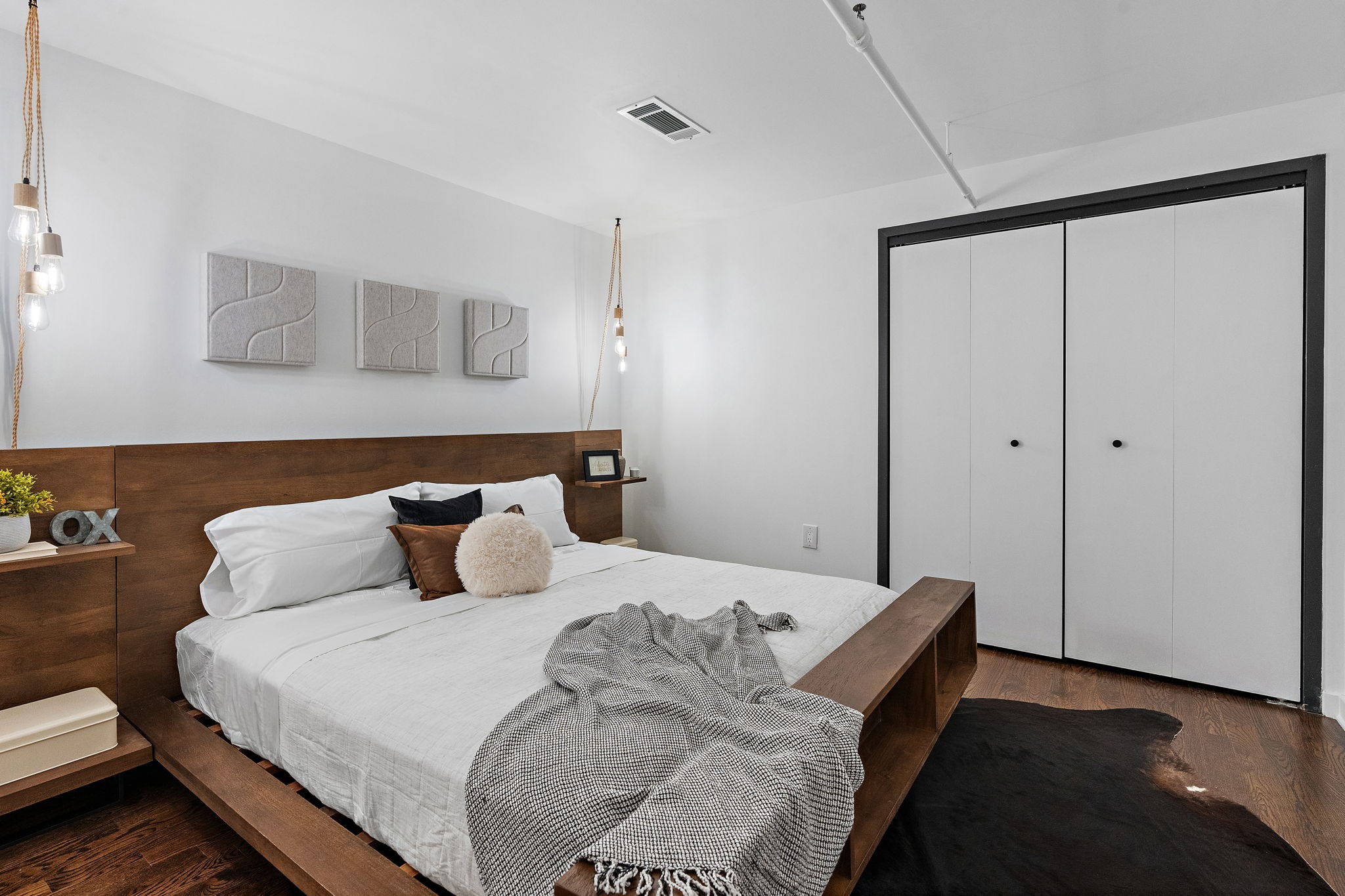 1352 Rosa L Parks Blvd Unit: 405