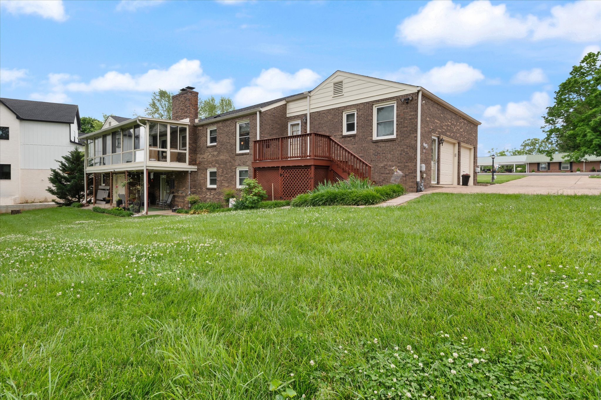1627 Glenhaven Dr