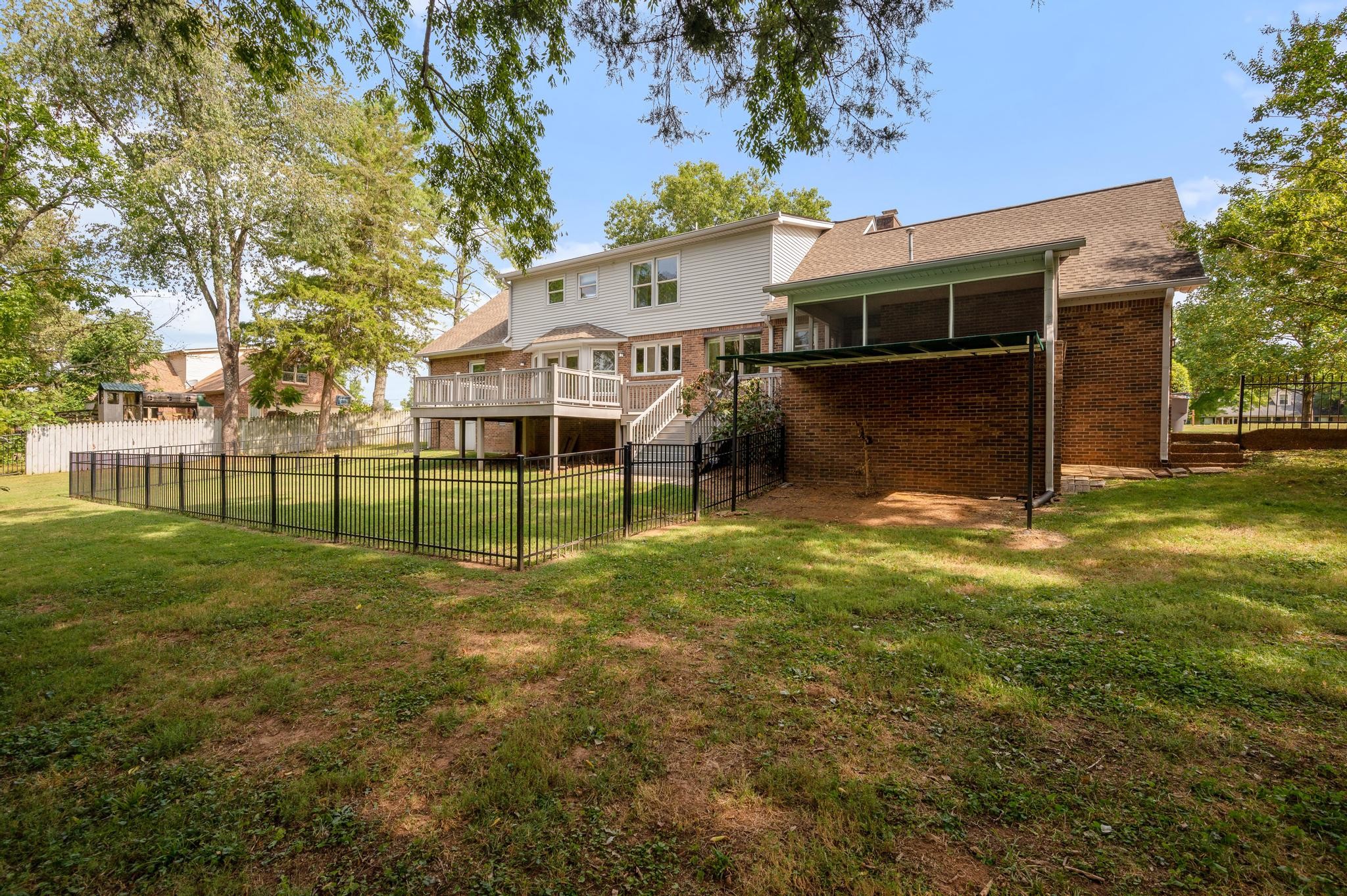611 Warrior Dr