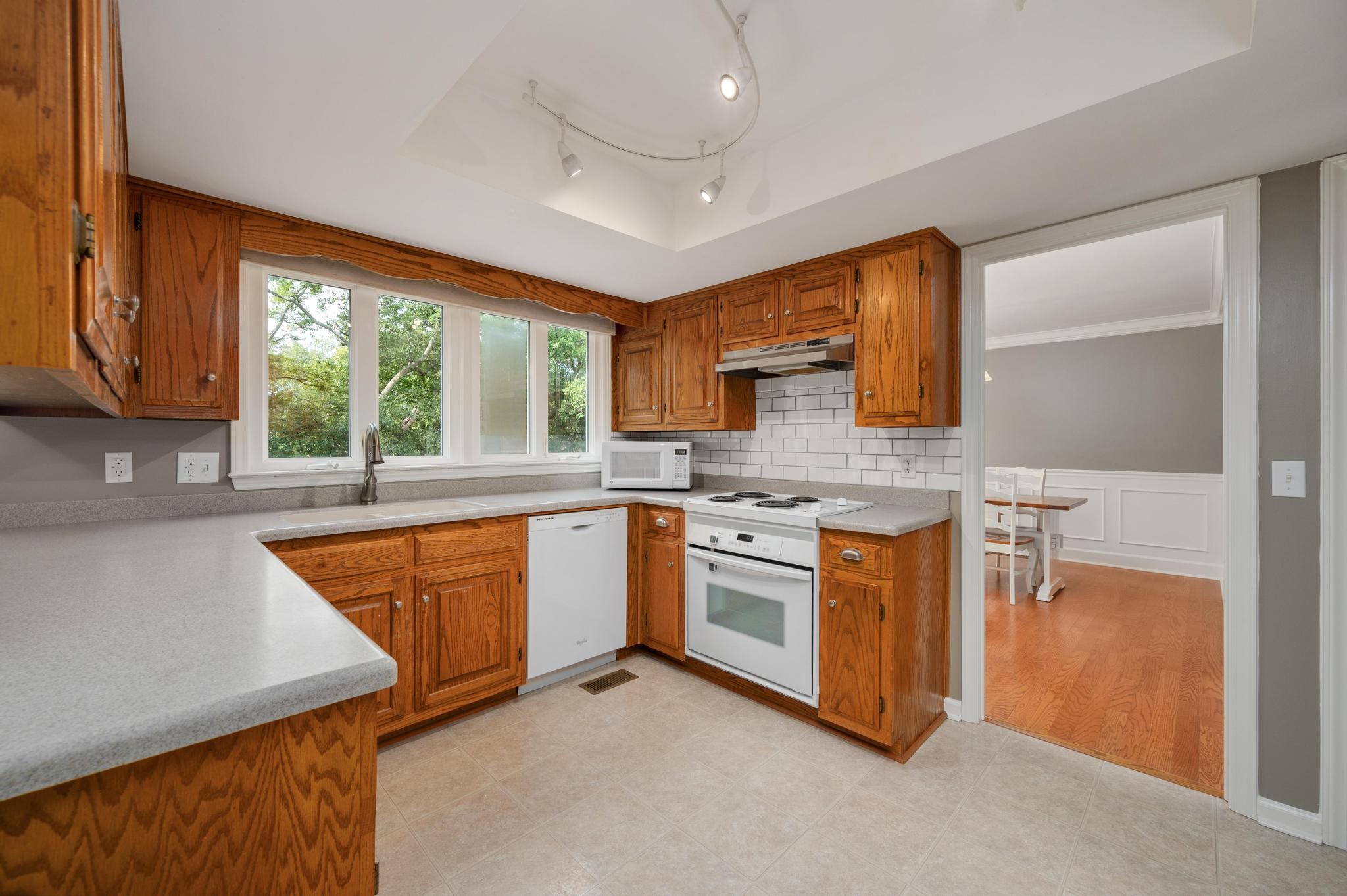 611 Warrior Dr