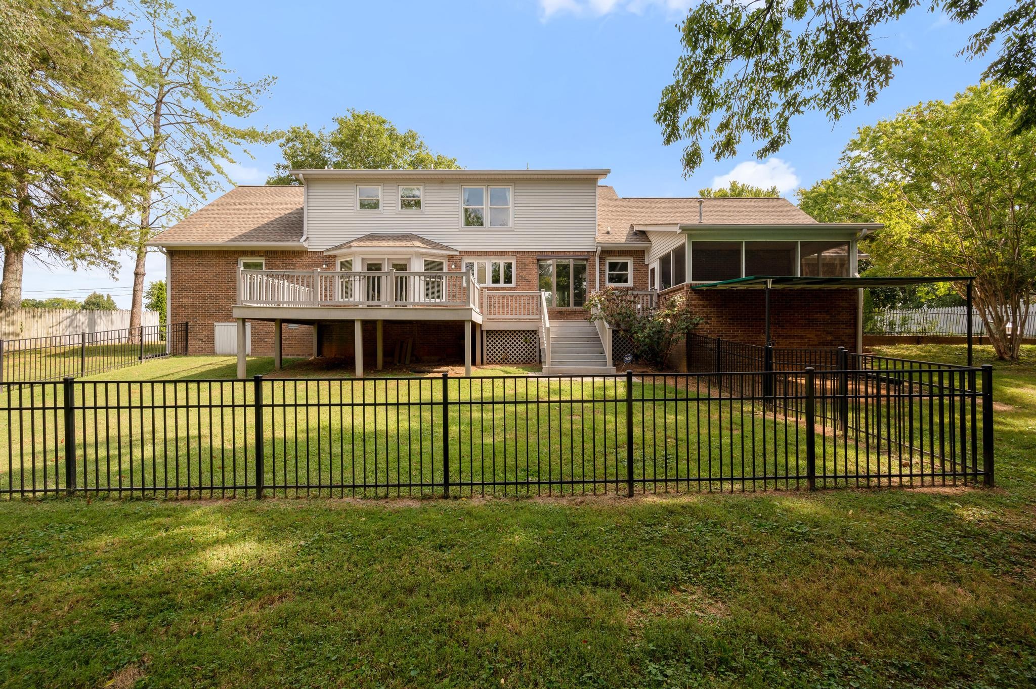 611 Warrior Dr