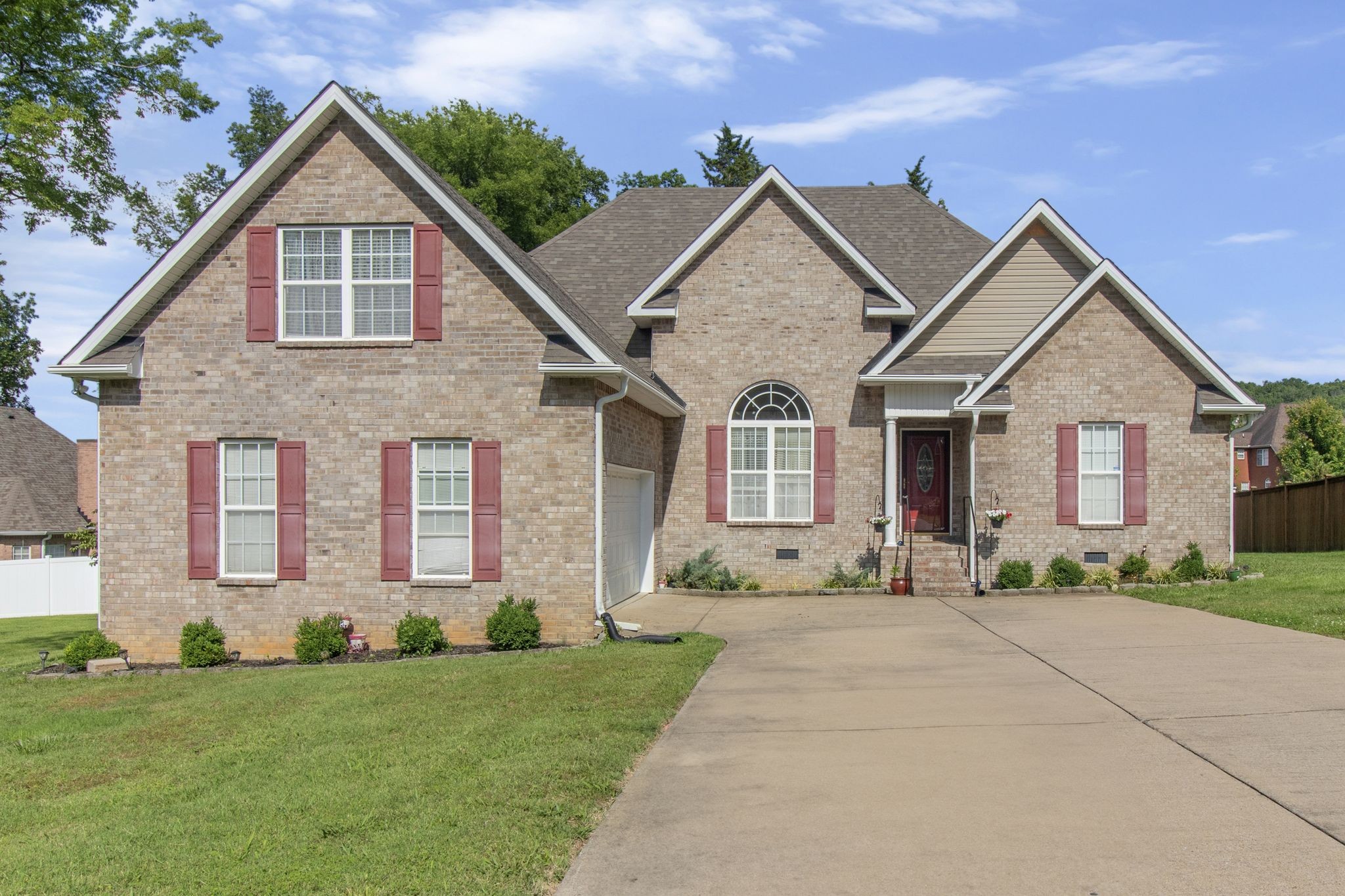 534 Willow Hill Cir