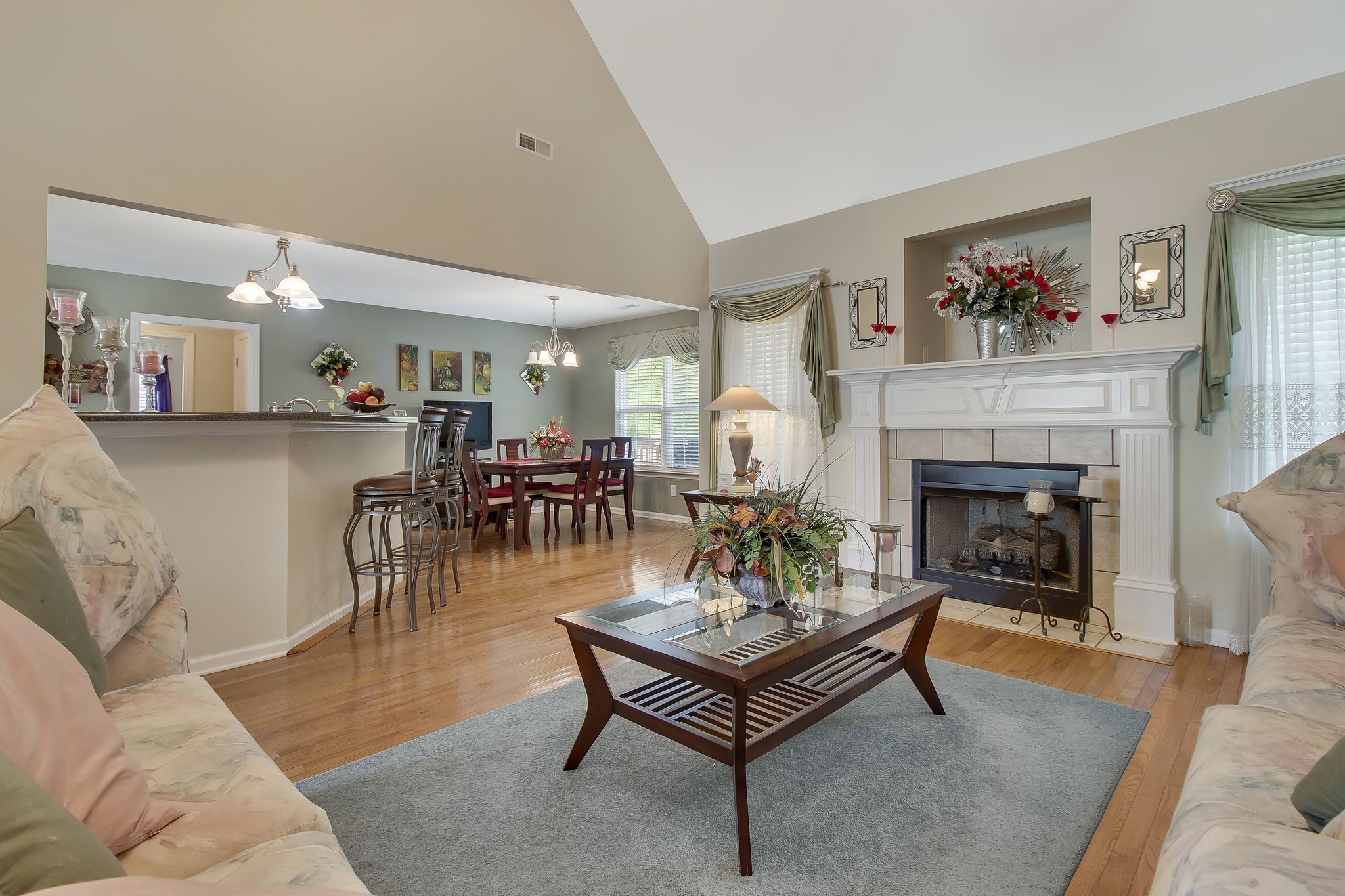 534 Willow Hill Cir