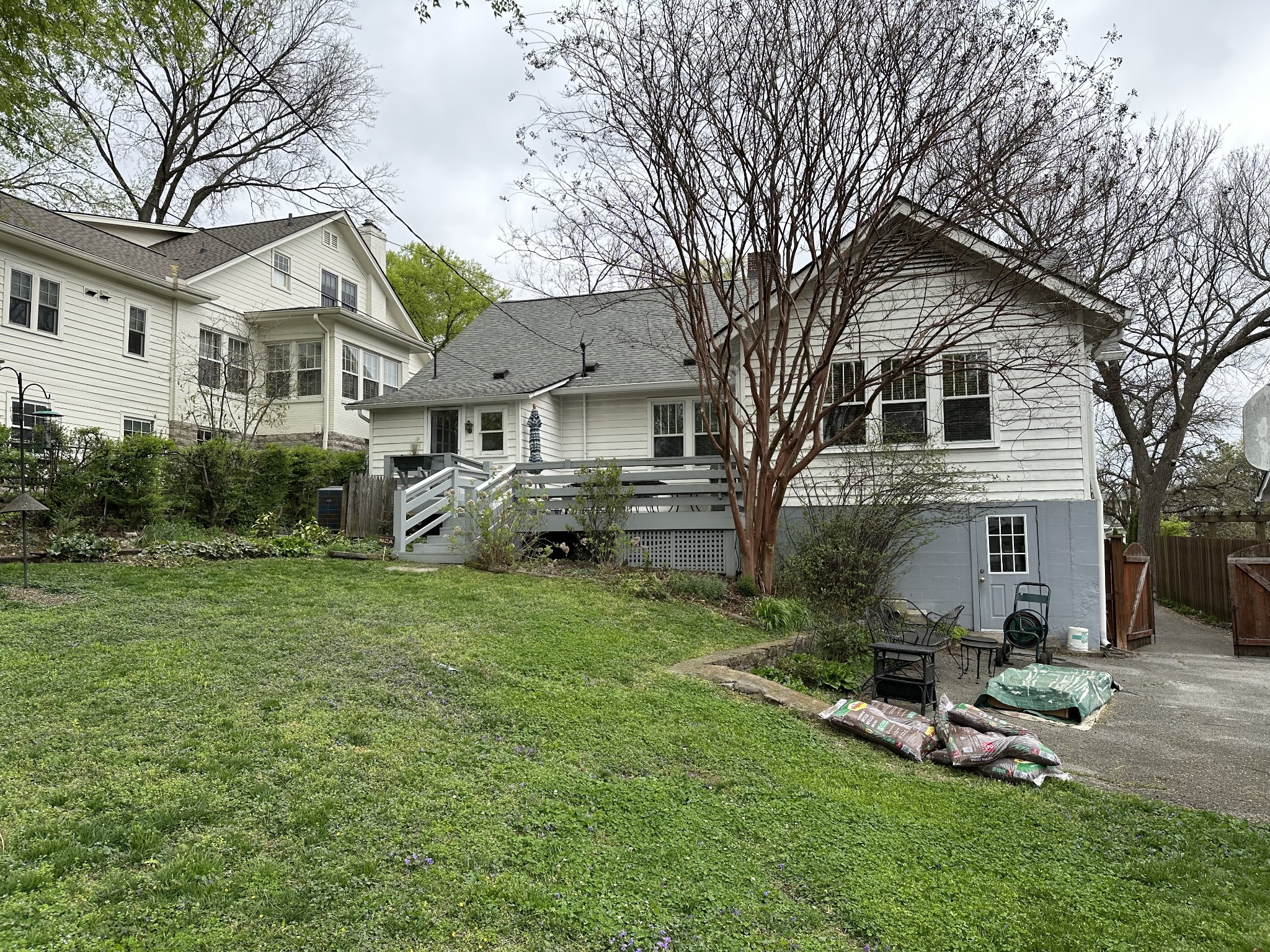 1703 Cedar Ln