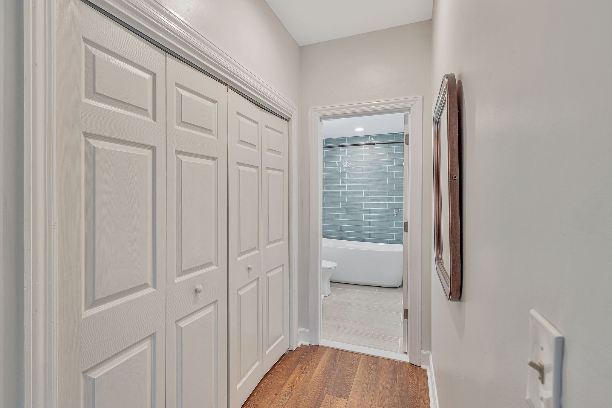 237 Boxmere Pl