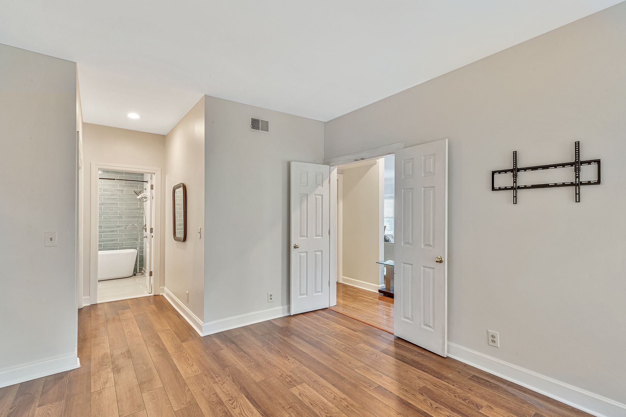 237 Boxmere Pl