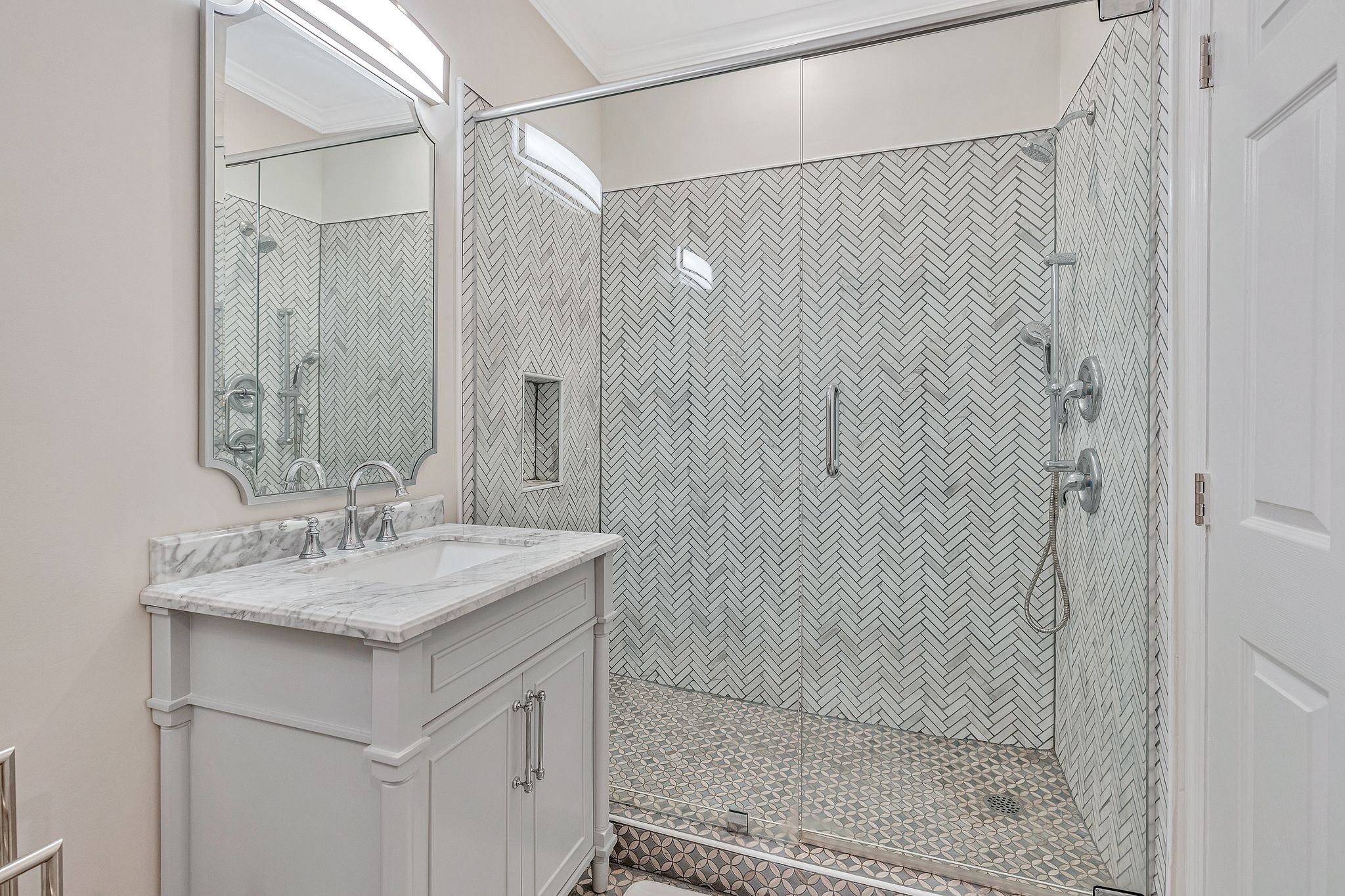 237 Boxmere Pl