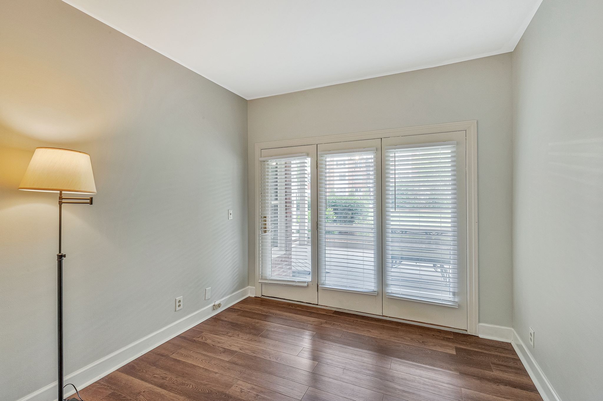 237 Boxmere Pl