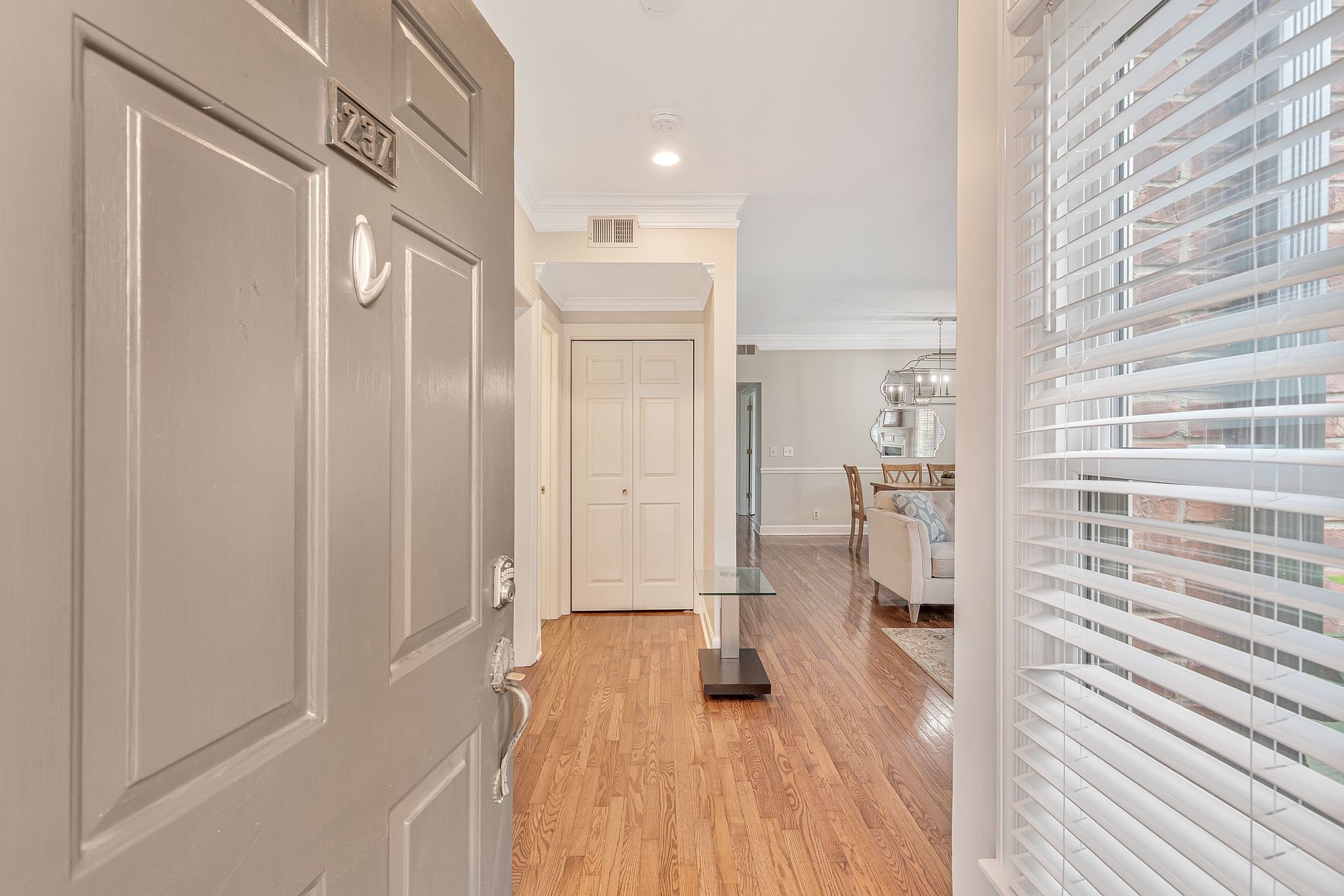 237 Boxmere Pl