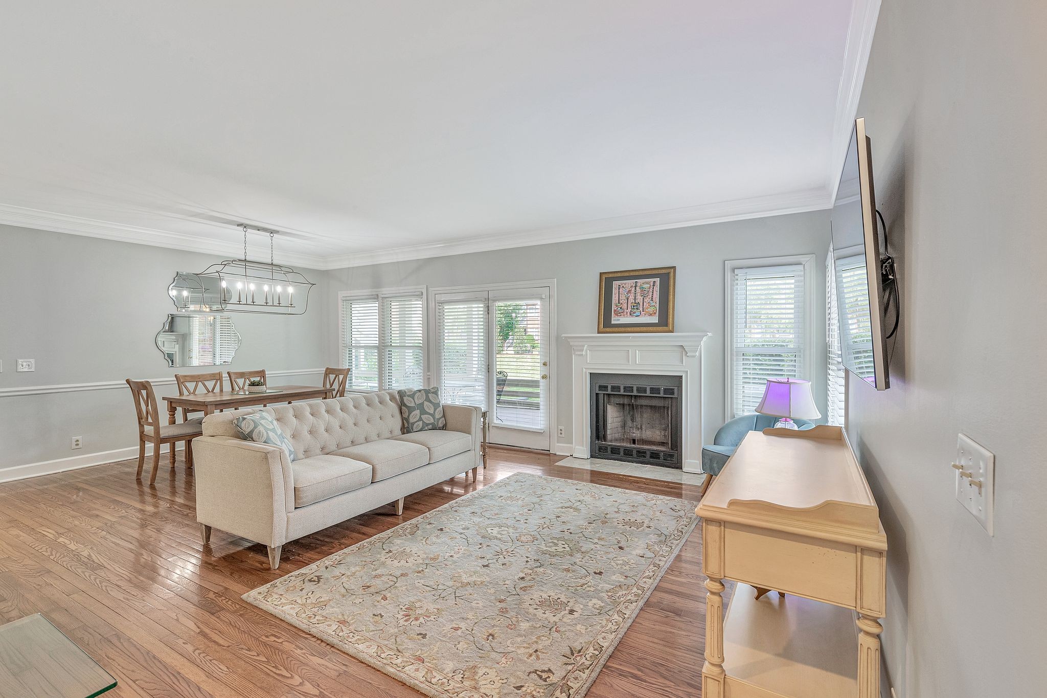 237 Boxmere Pl