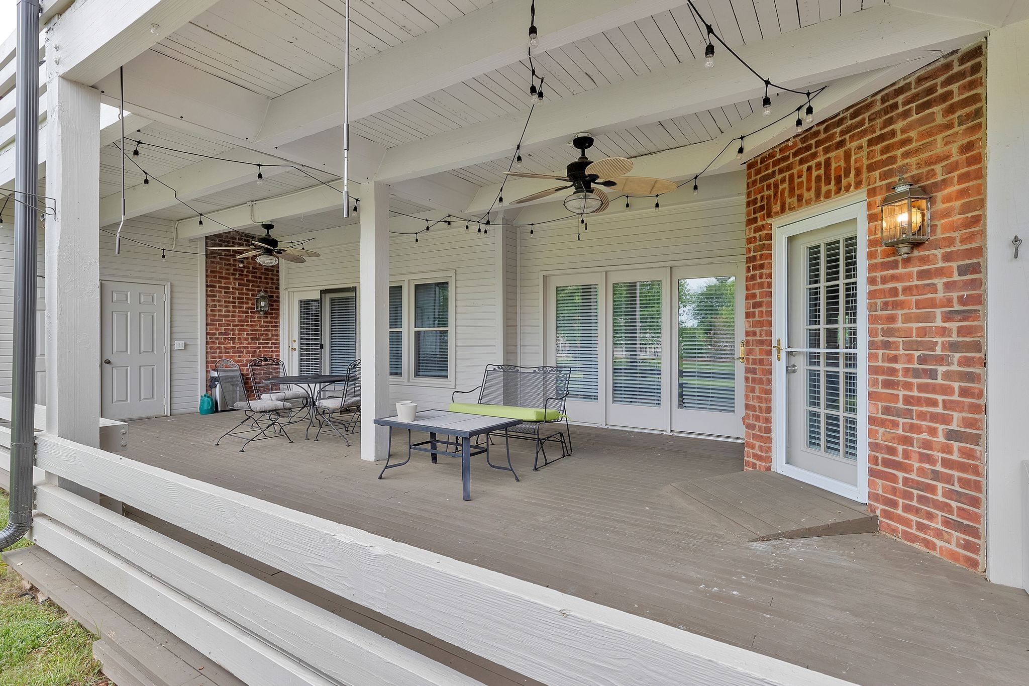 237 Boxmere Pl