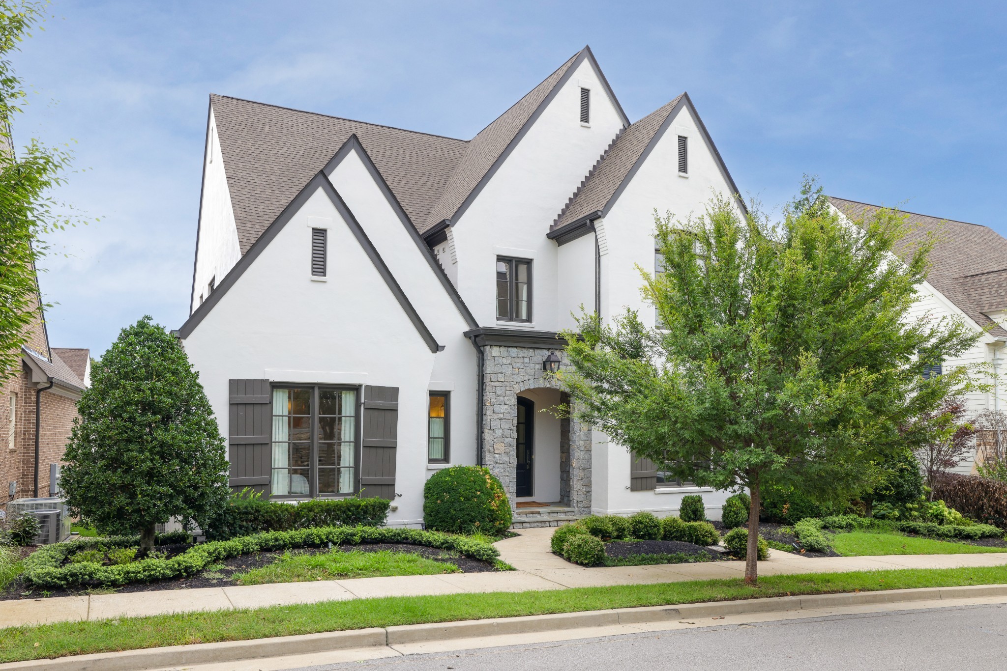 421 Glen West Dr