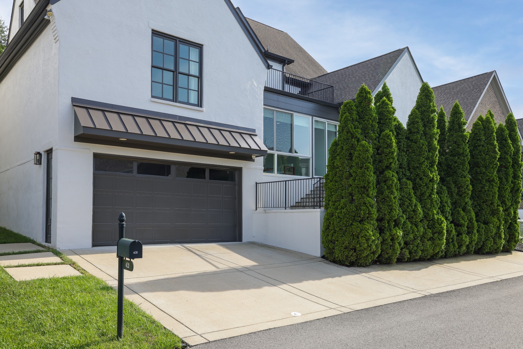 421 Glen West Dr