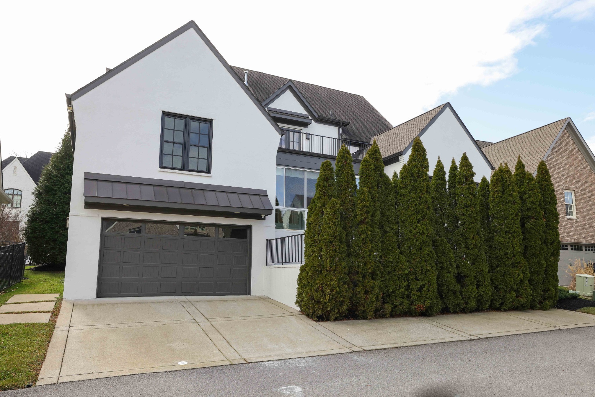 421 Glen West Dr