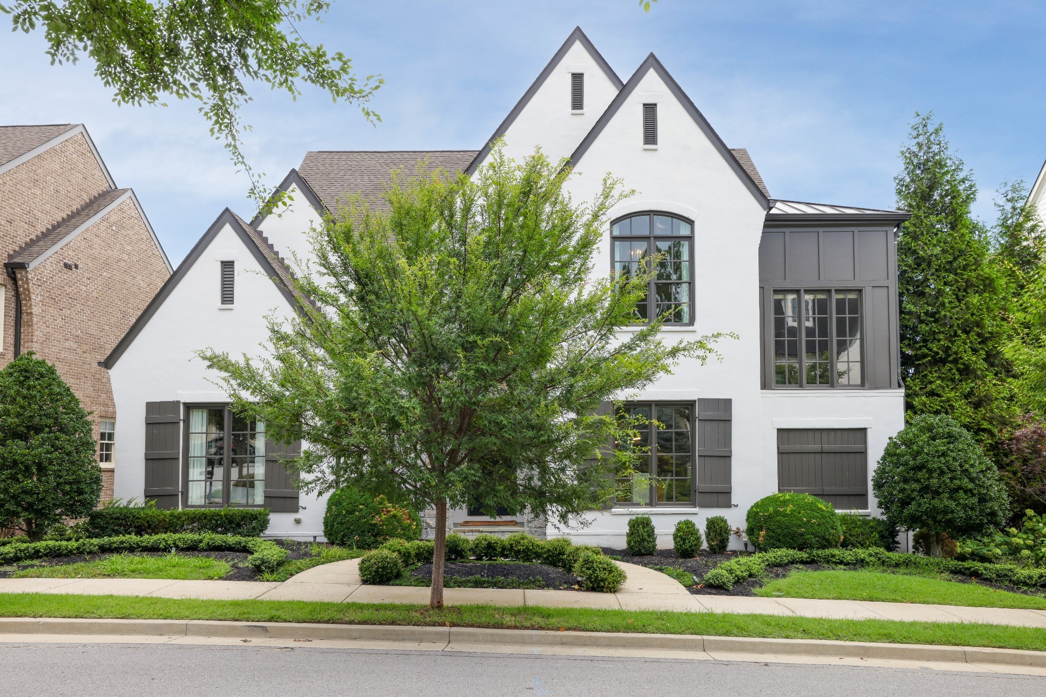 421 Glen West Dr