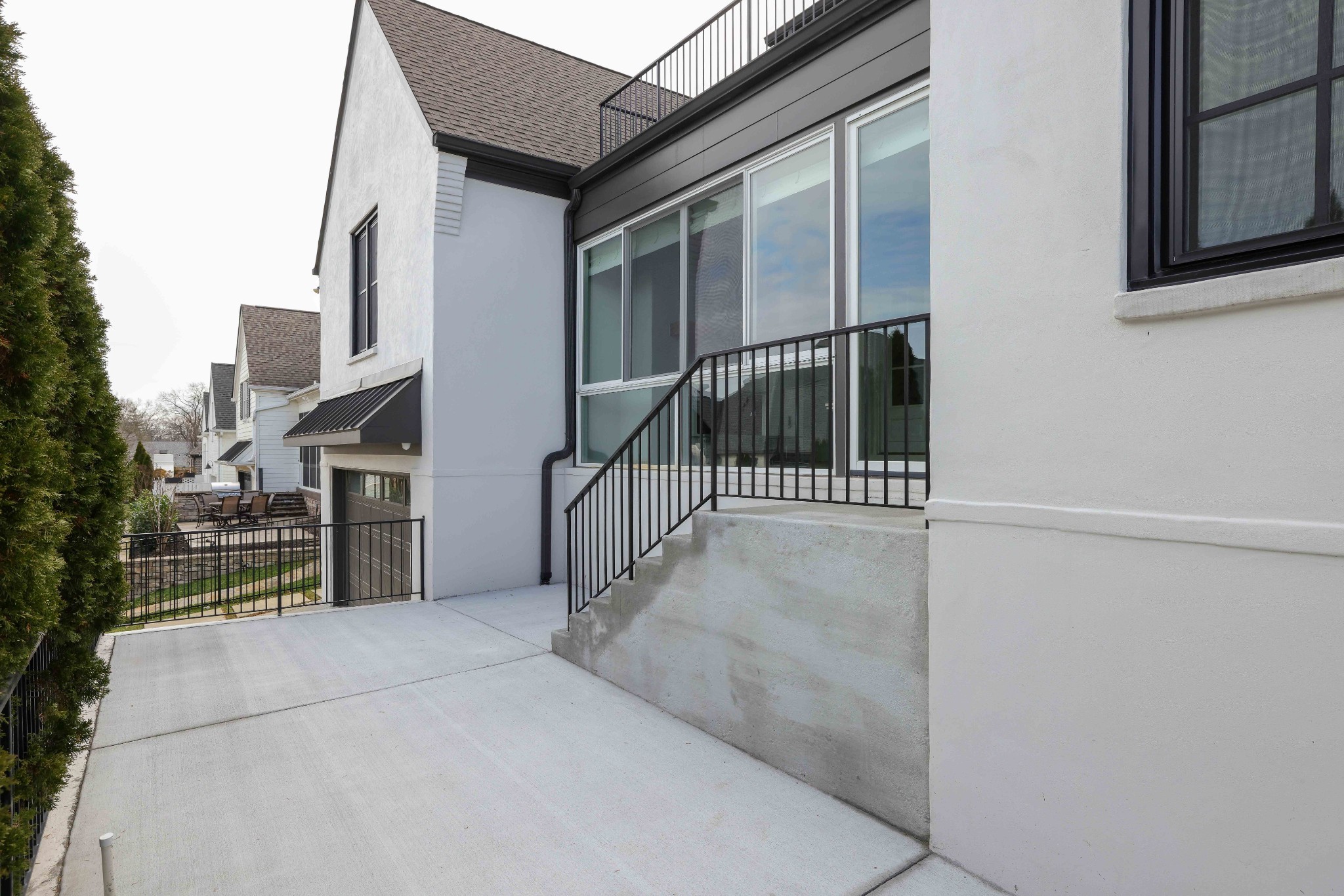 421 Glen West Dr