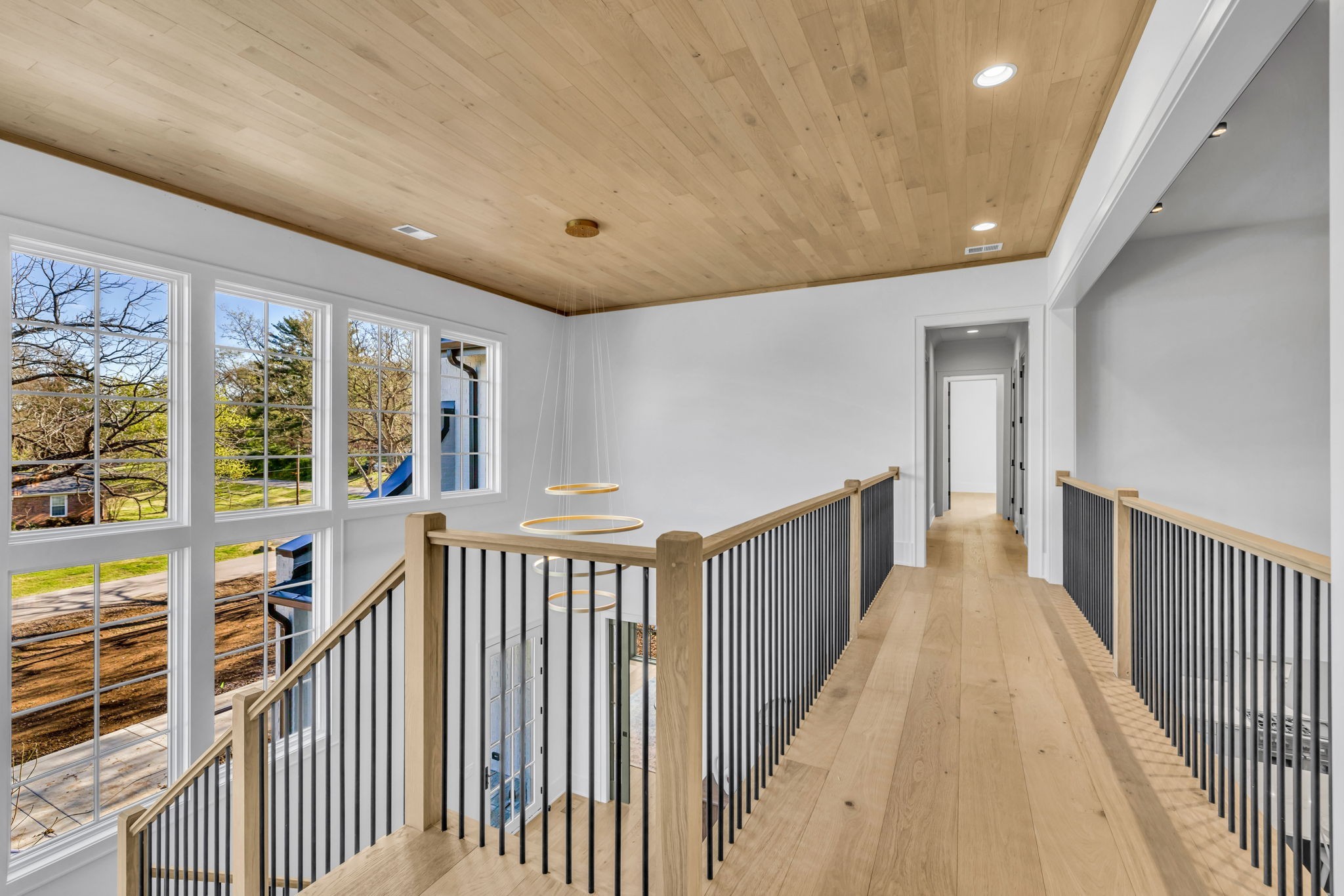 8011 Vaden Dr