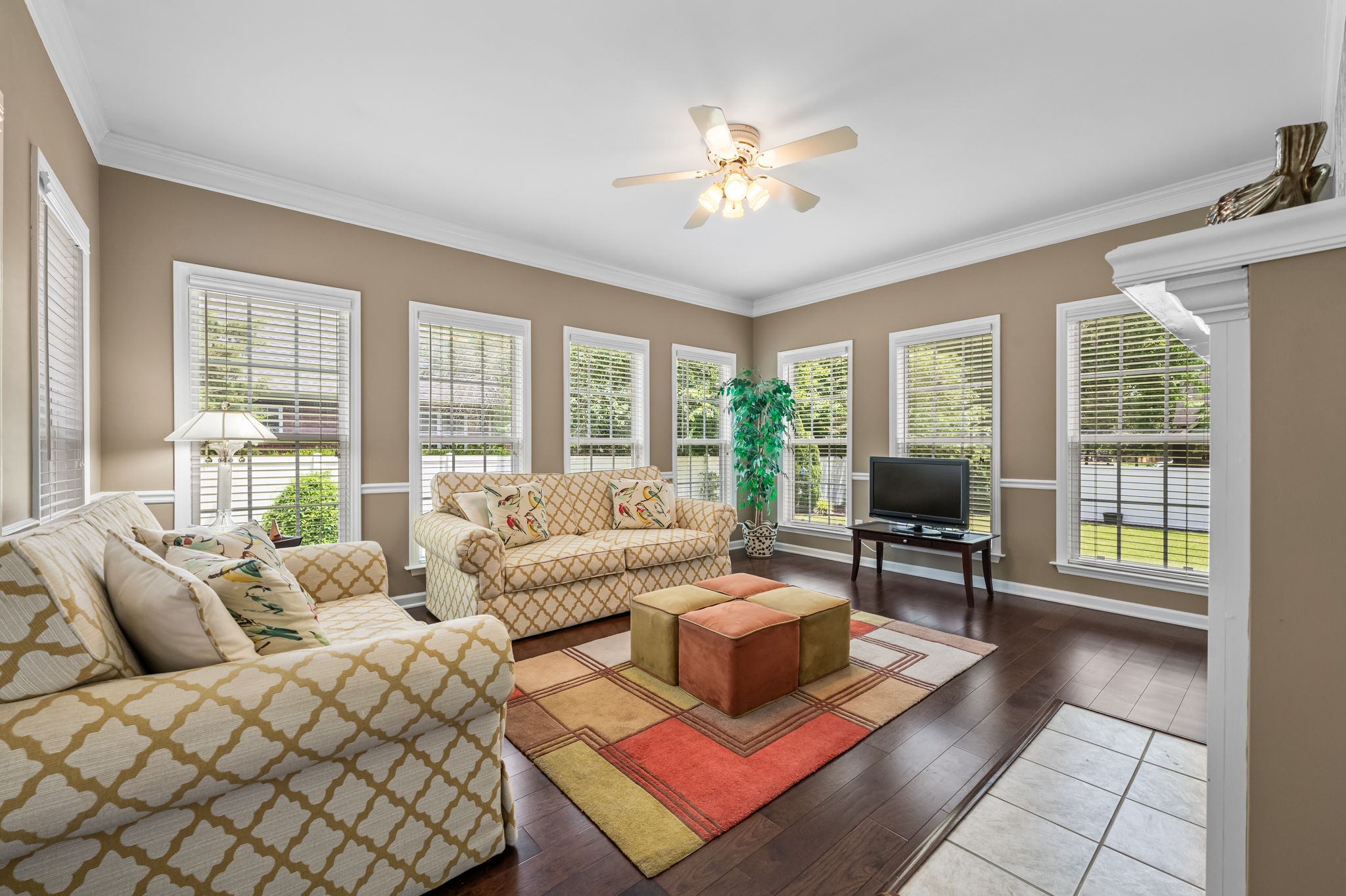 1926 Creekwalk Dr